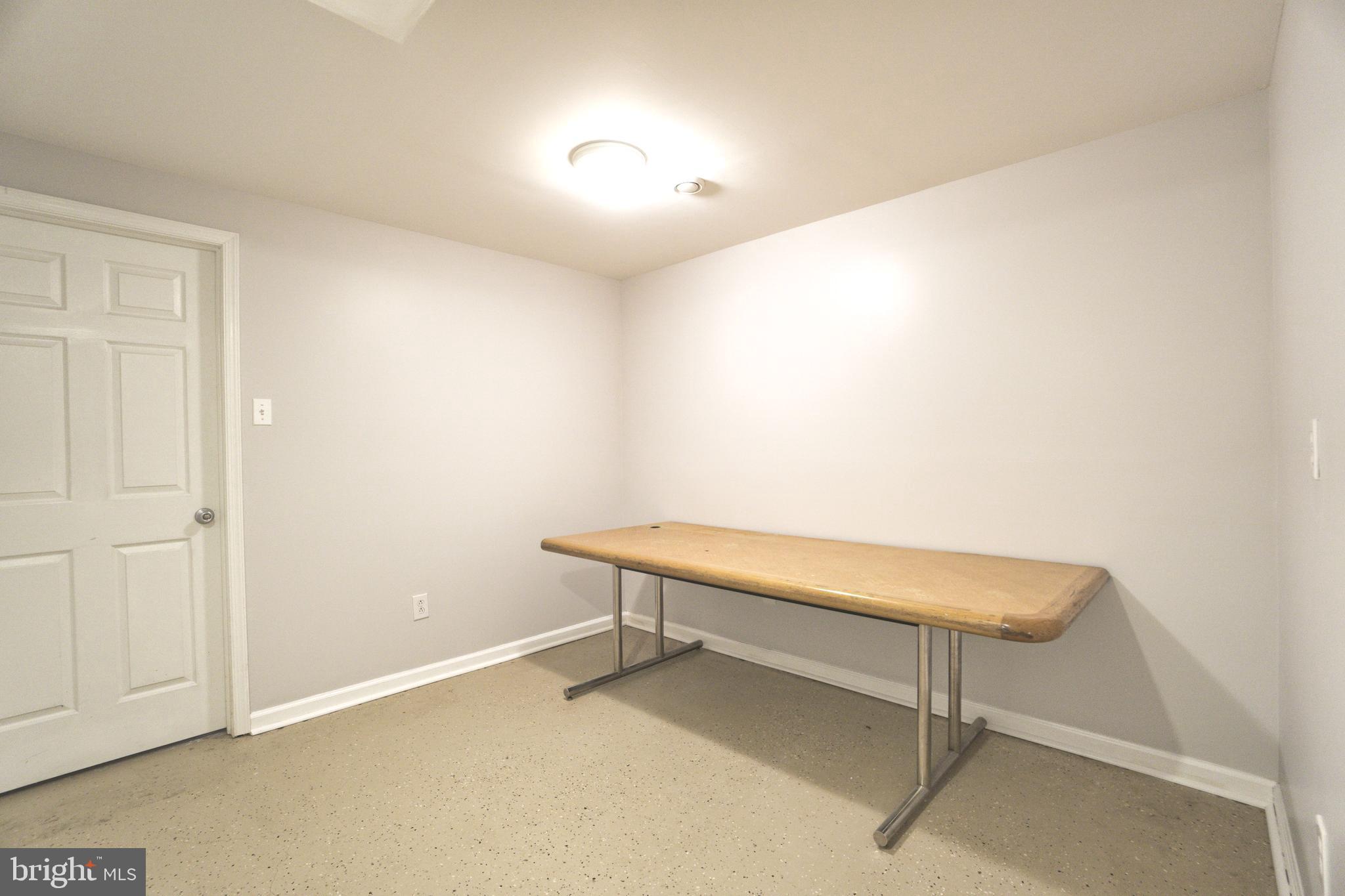 241 CREEKSIDE DRIVE