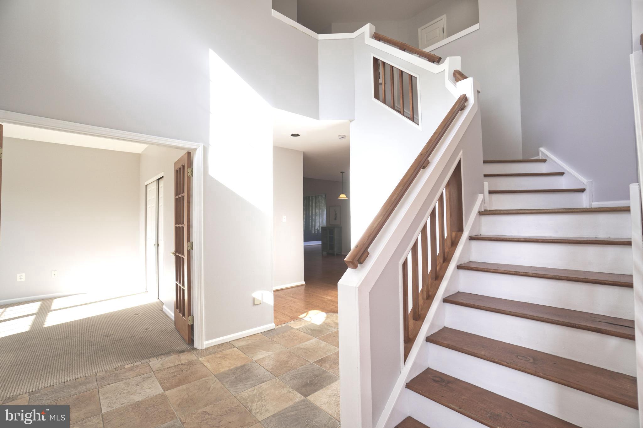 241 CREEKSIDE DRIVE