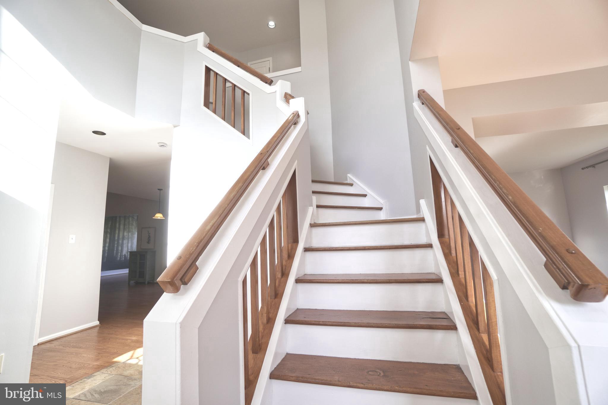241 CREEKSIDE DRIVE