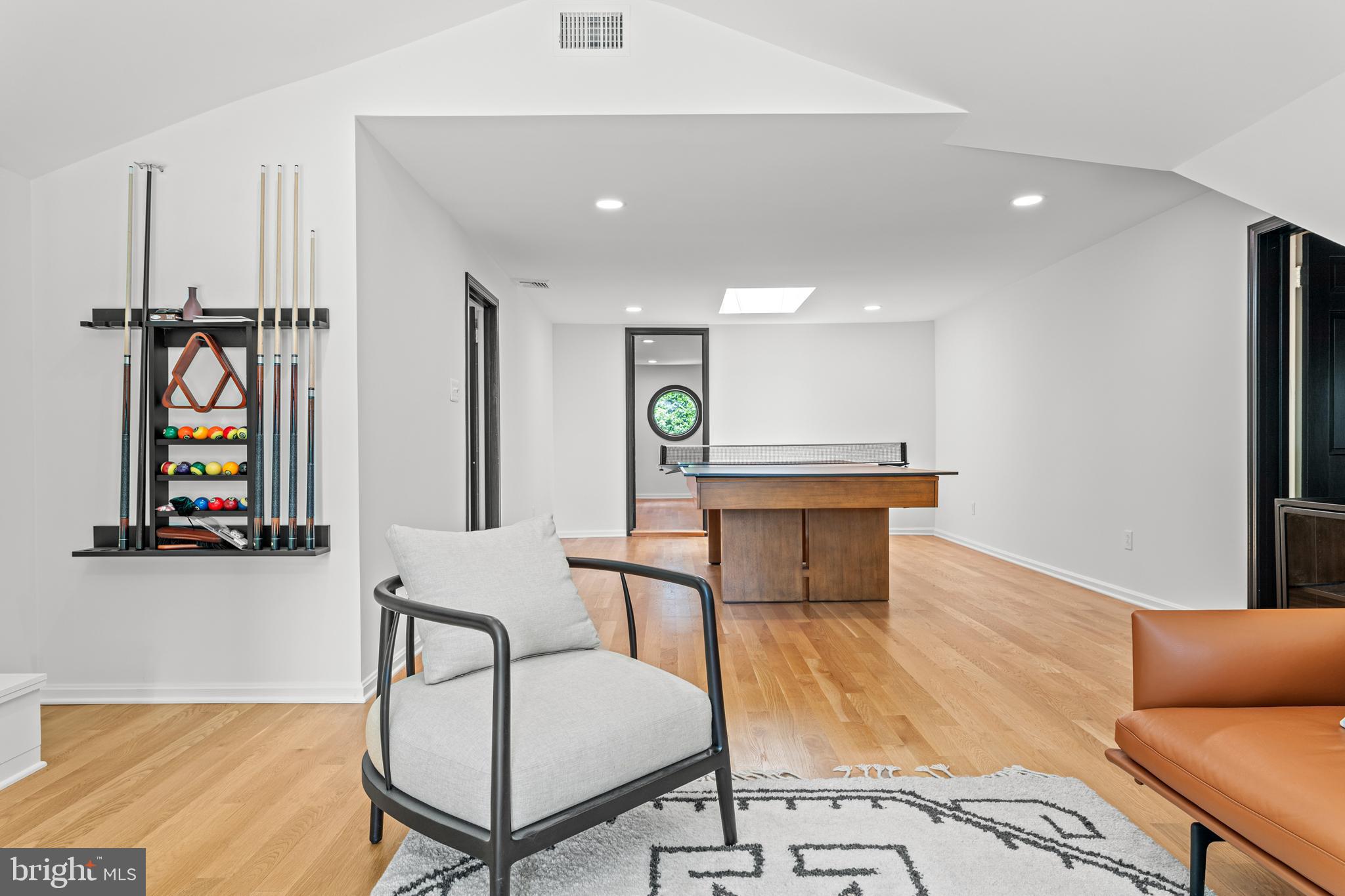 1200 RIDGEWOOD ROAD