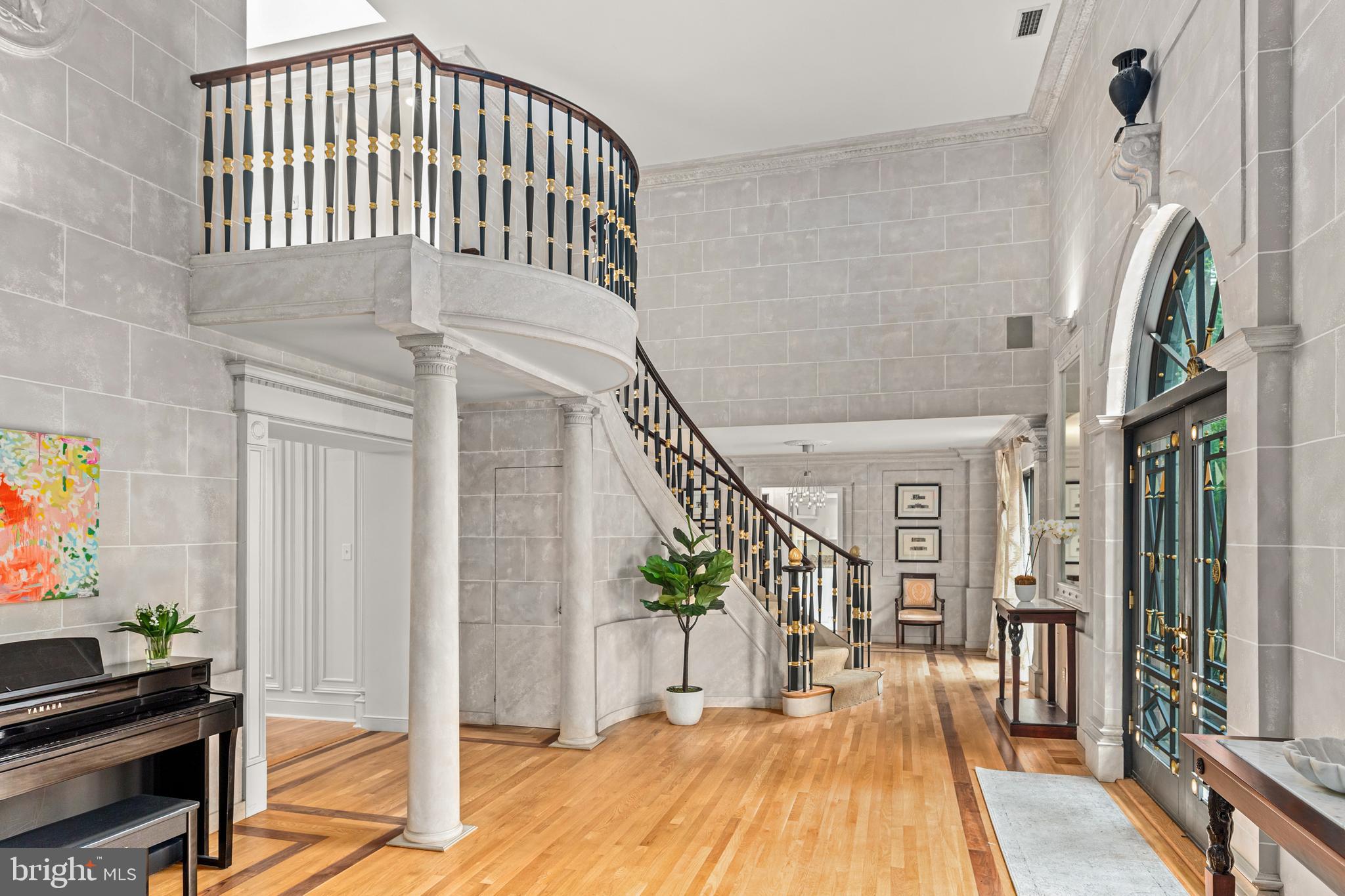 1200 RIDGEWOOD ROAD