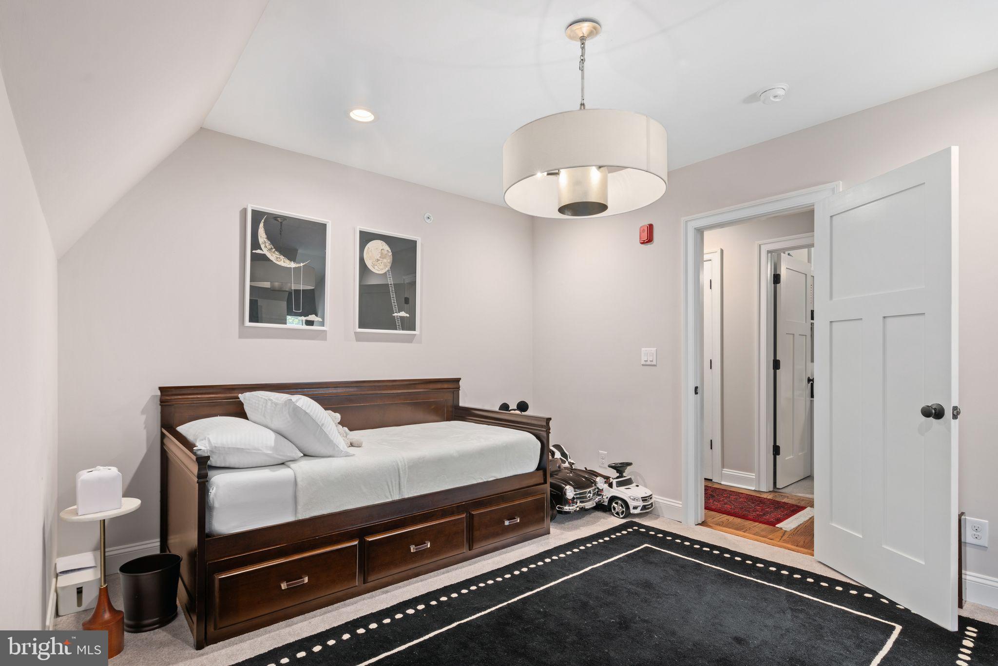 107 W MONTGOMERY AVENUE 107