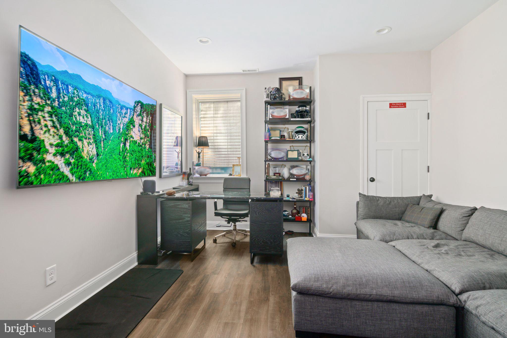 107 W MONTGOMERY AVENUE 107