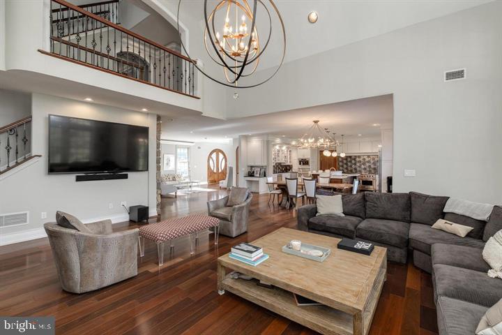 1300 VALLEY ROAD