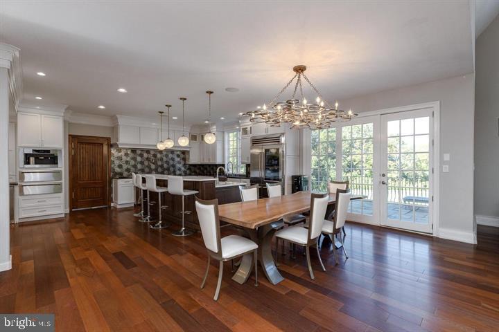 1300 VALLEY ROAD