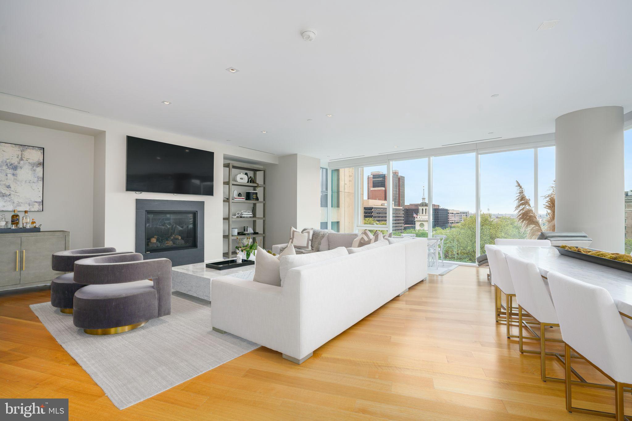 500 WALNUT STREET 1002