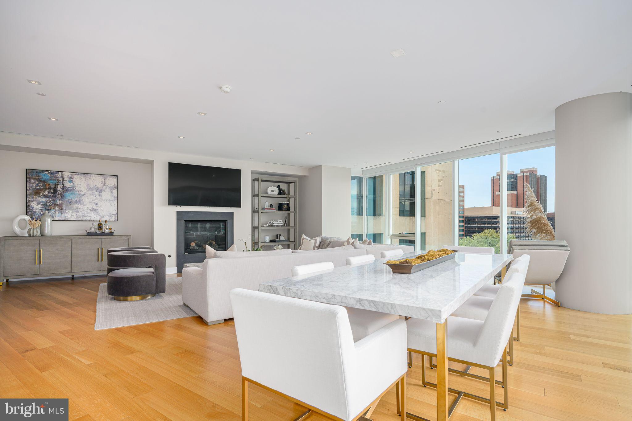 500 WALNUT STREET 1002
