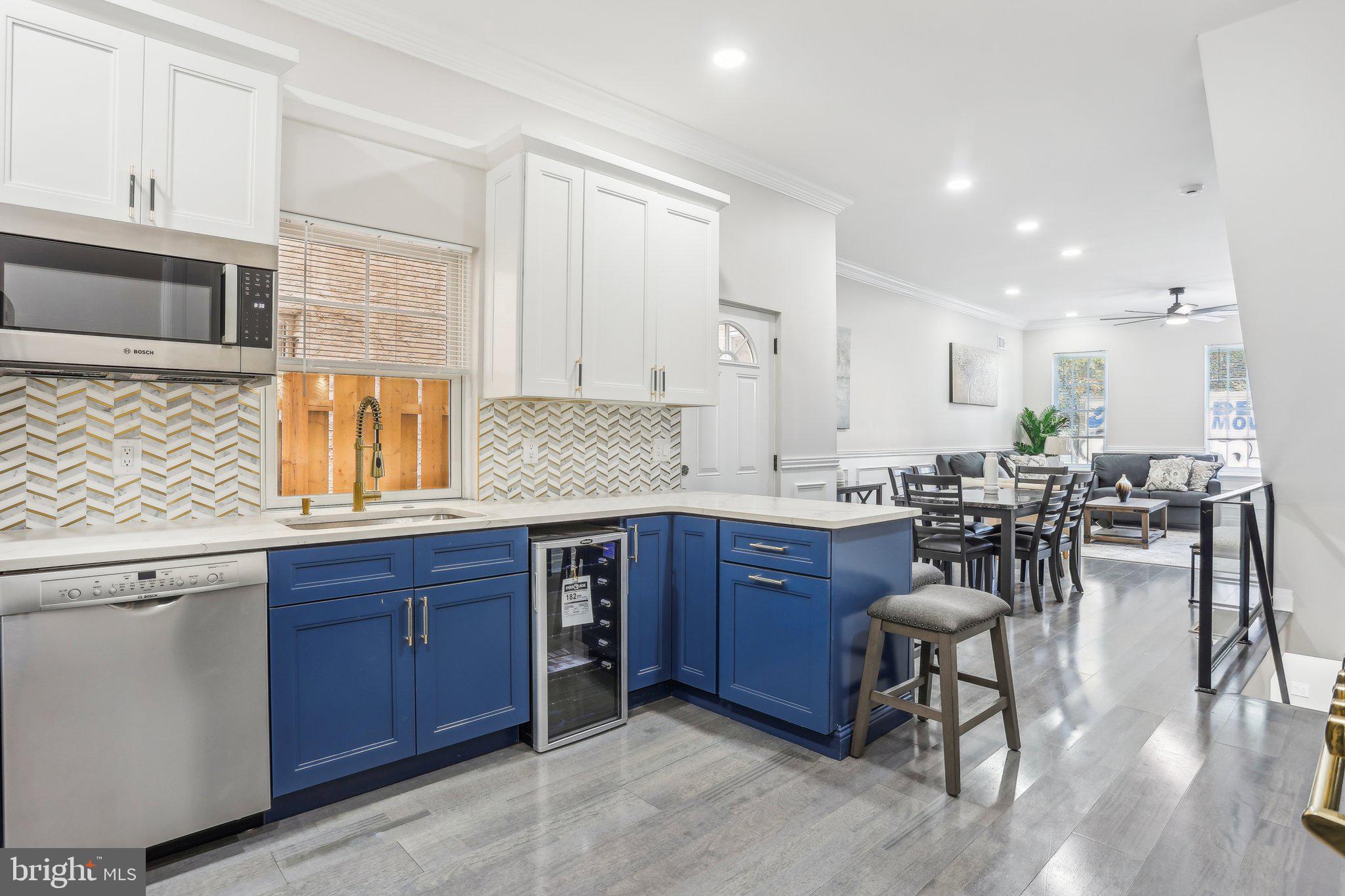935 S 3RD STREET