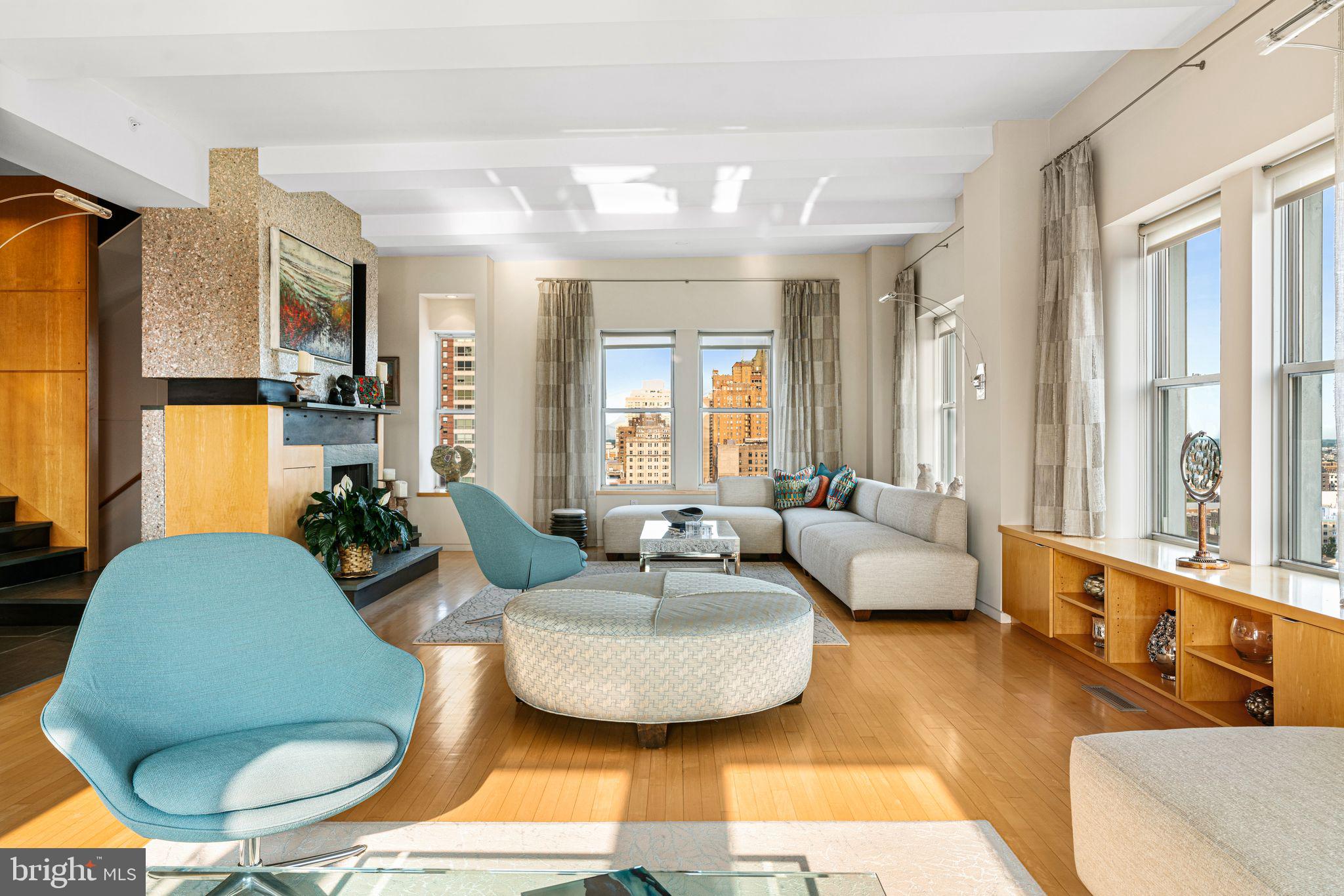 275 S 19TH STREET PENTHOUSE