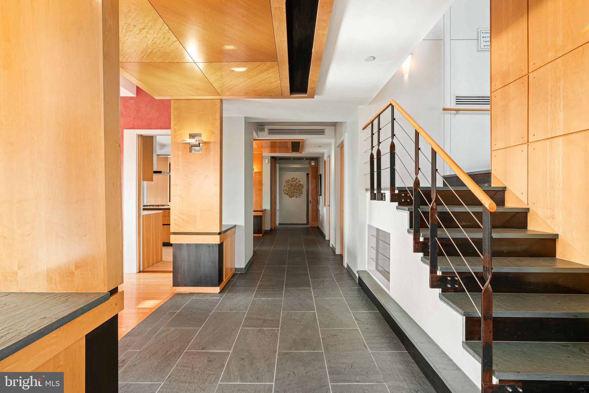 275 S 19TH STREET PENTHOUSE