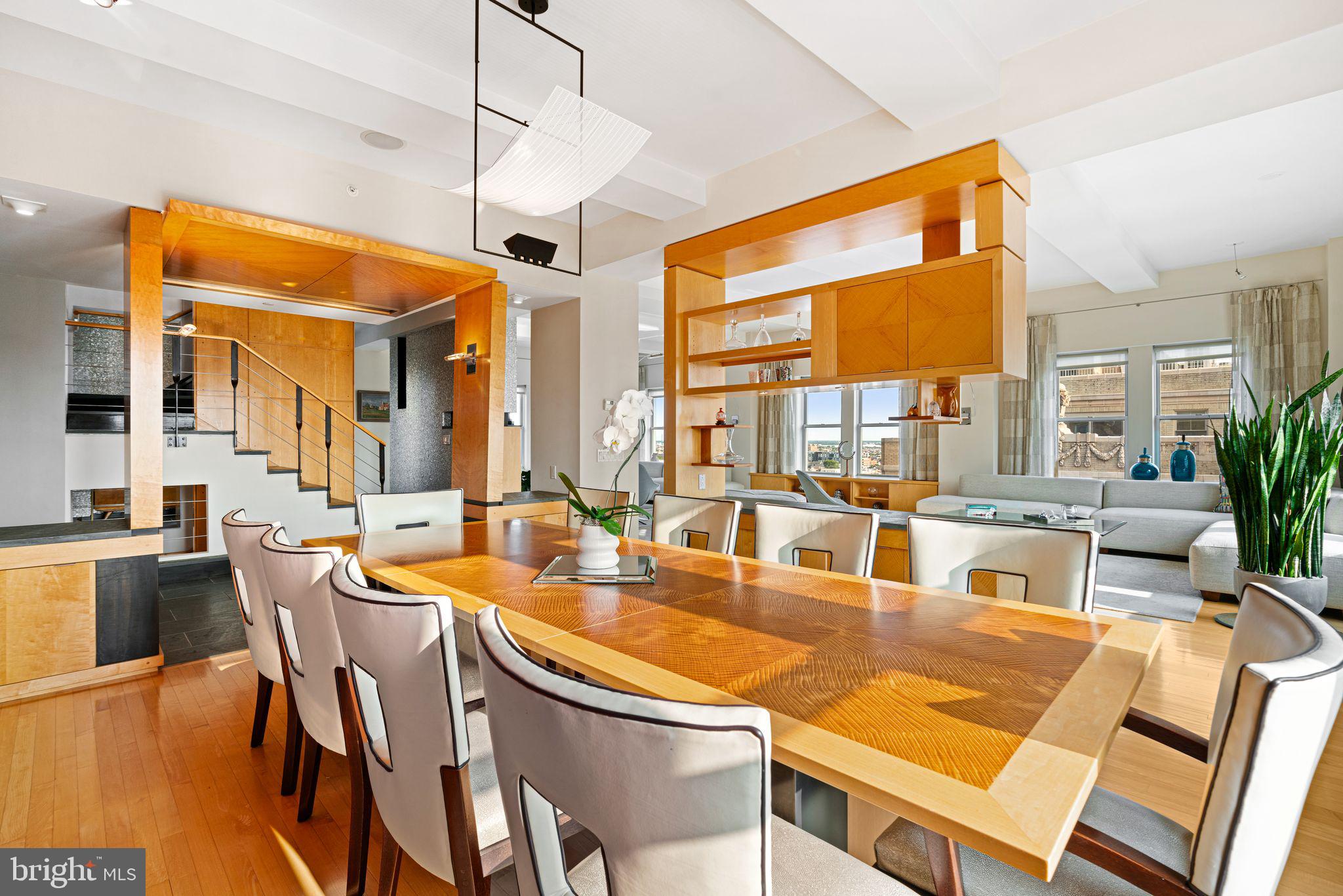 275 S 19TH STREET PENTHOUSE