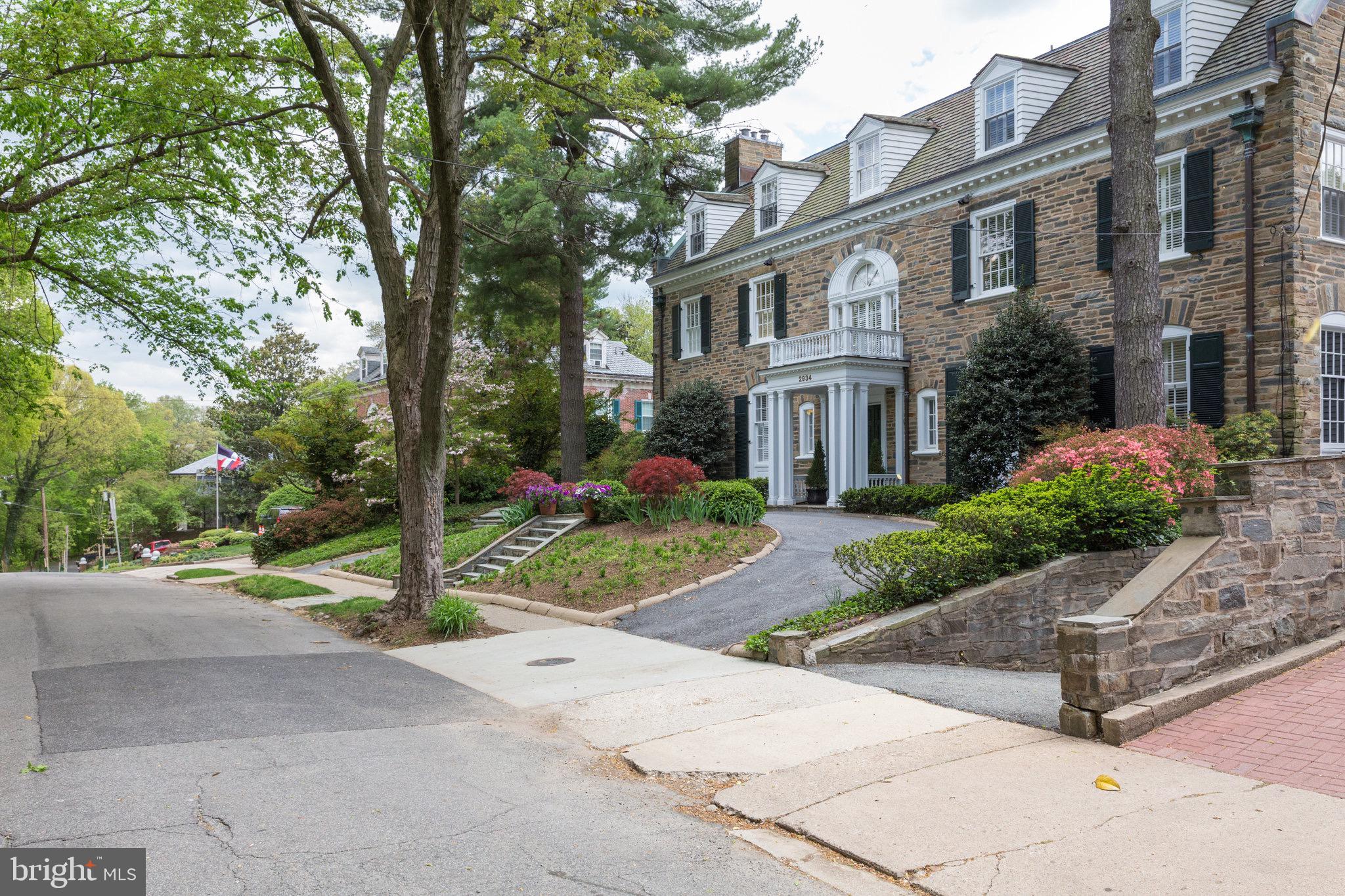 2755 Ordway St NW #201