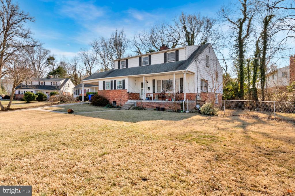 6226 Stoneham Ct