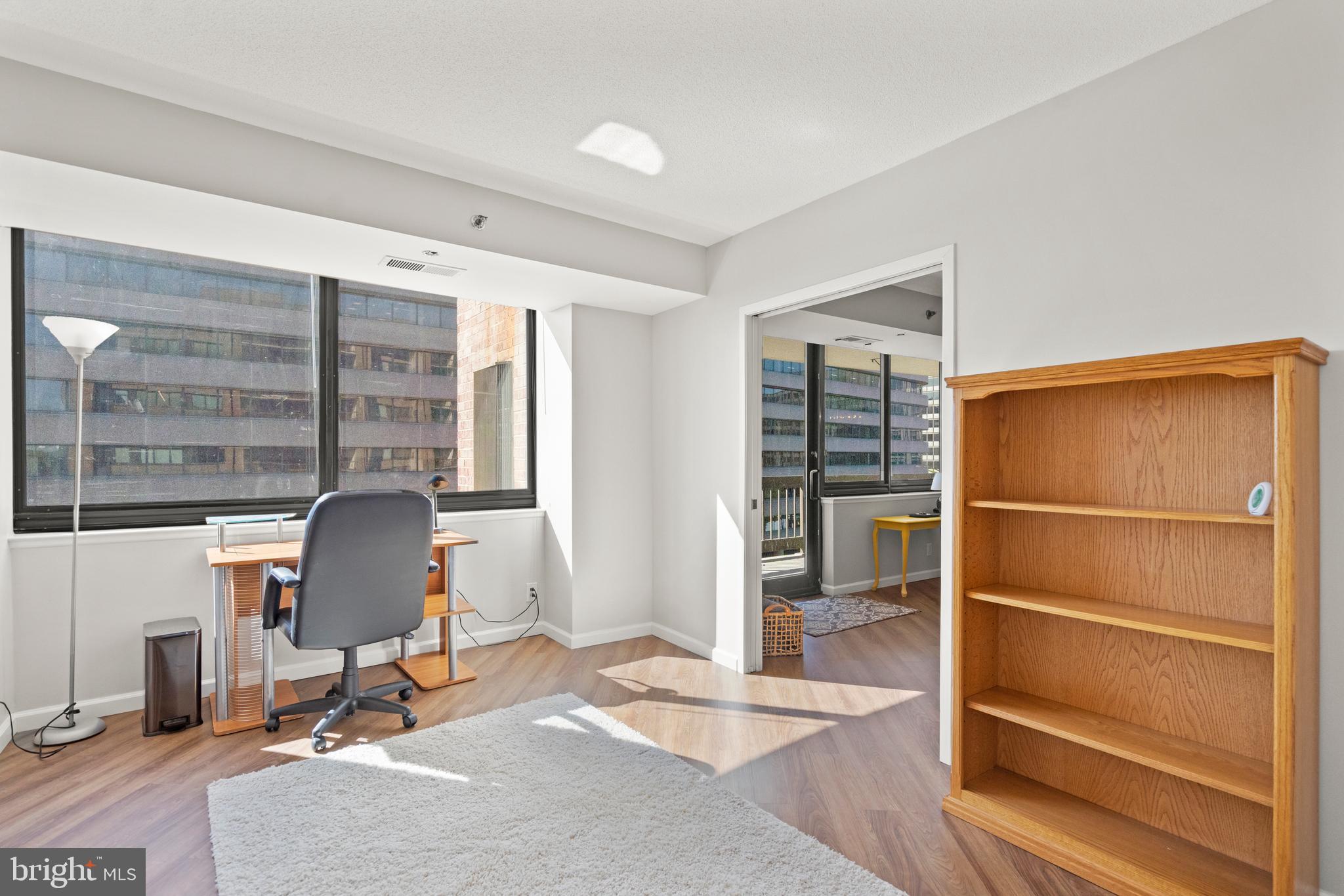 1805 Crystal Dr #613s