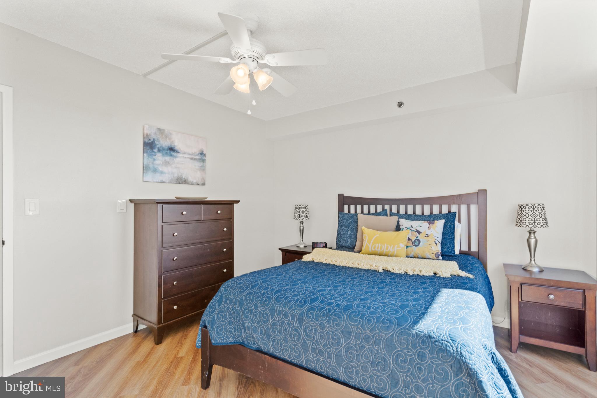 1805 Crystal Dr #613s