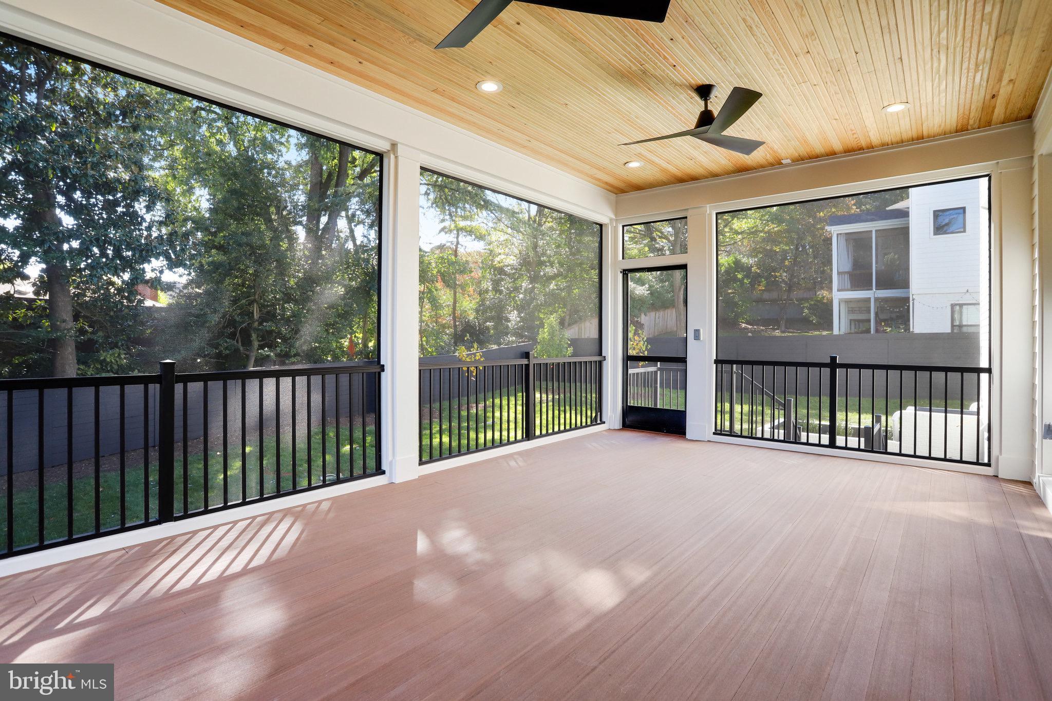 5606 Williamsburg Blvd