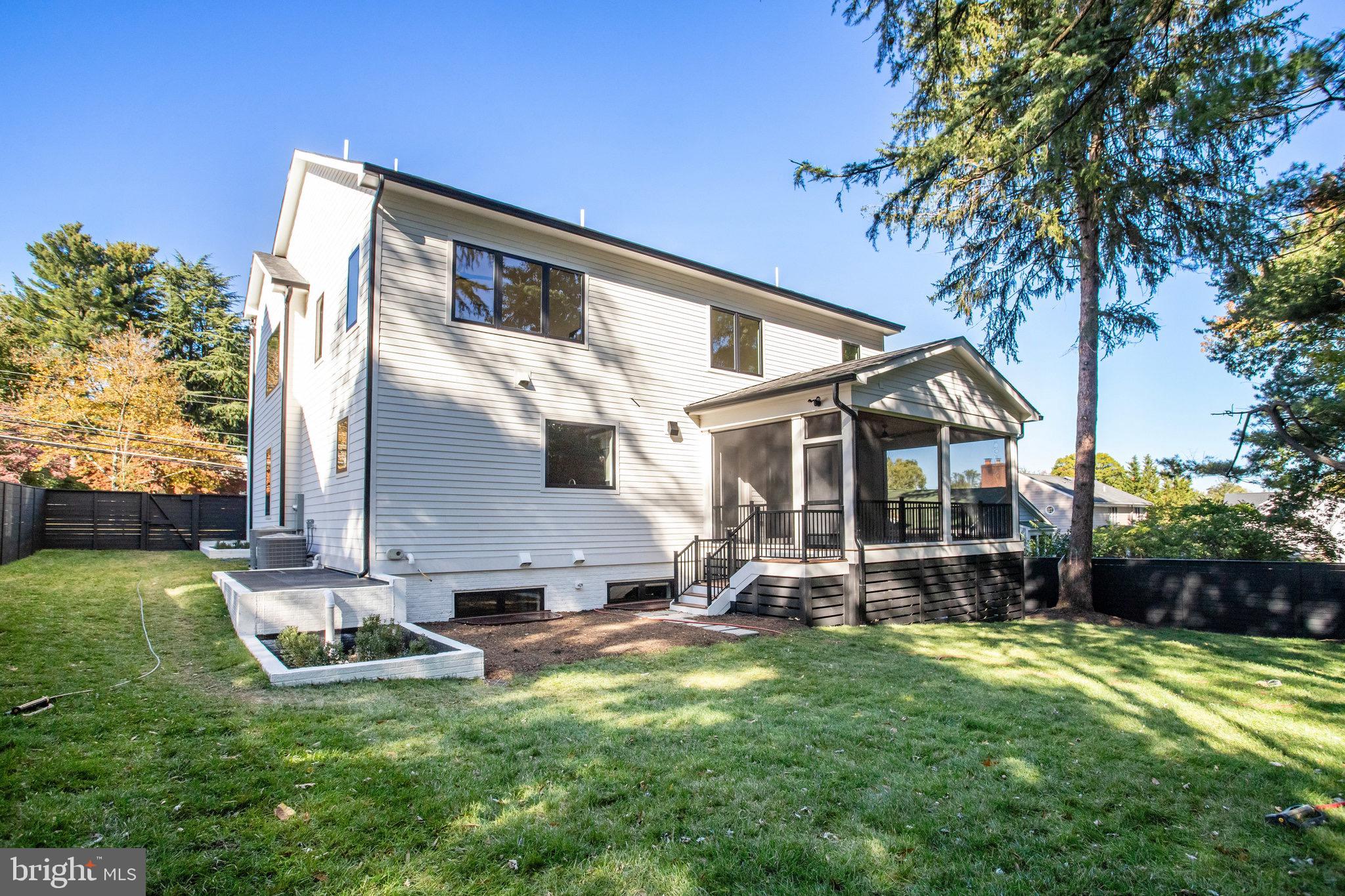 5606 Williamsburg Blvd