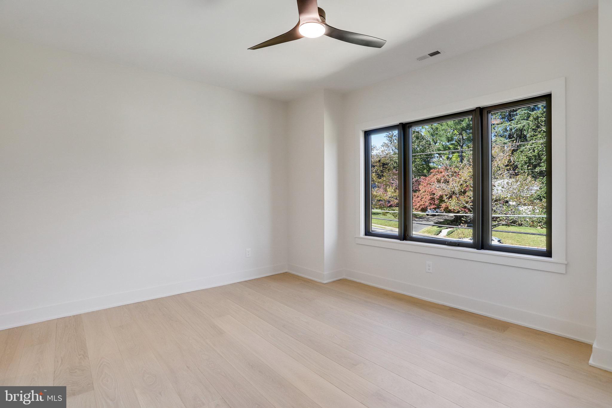 5606 Williamsburg Blvd