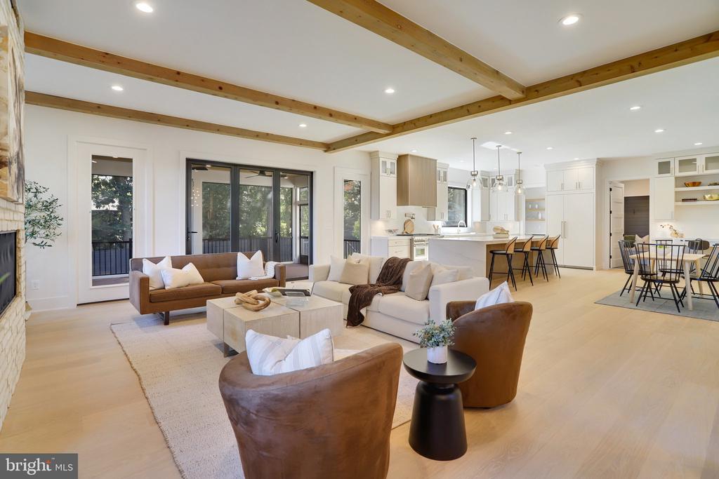 5606 Williamsburg Blvd