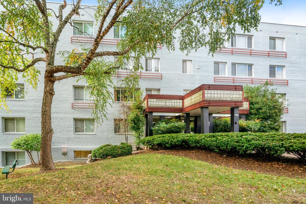 3701 5TH STREET S 212