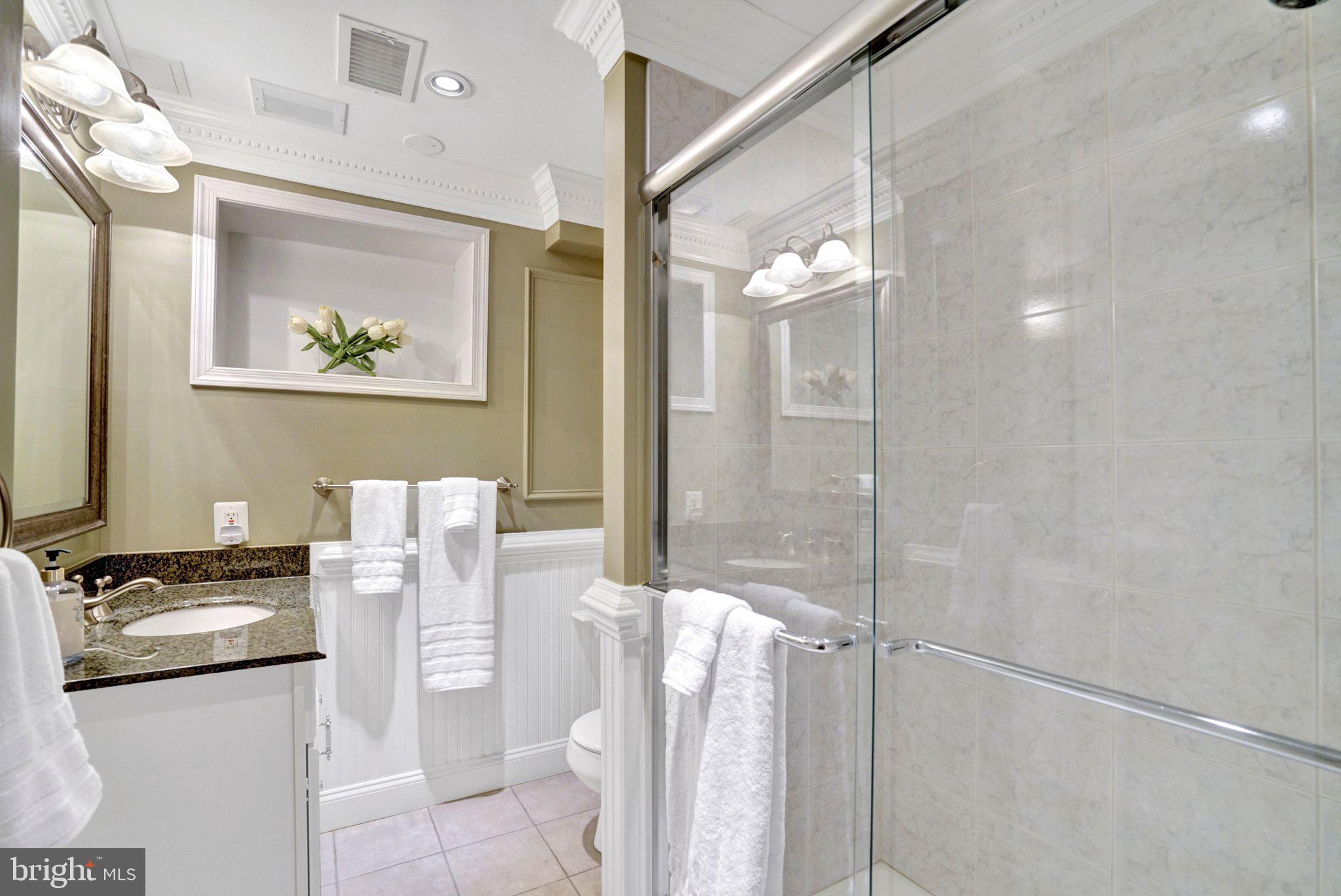 4019 N CHESTERBROOK ROAD