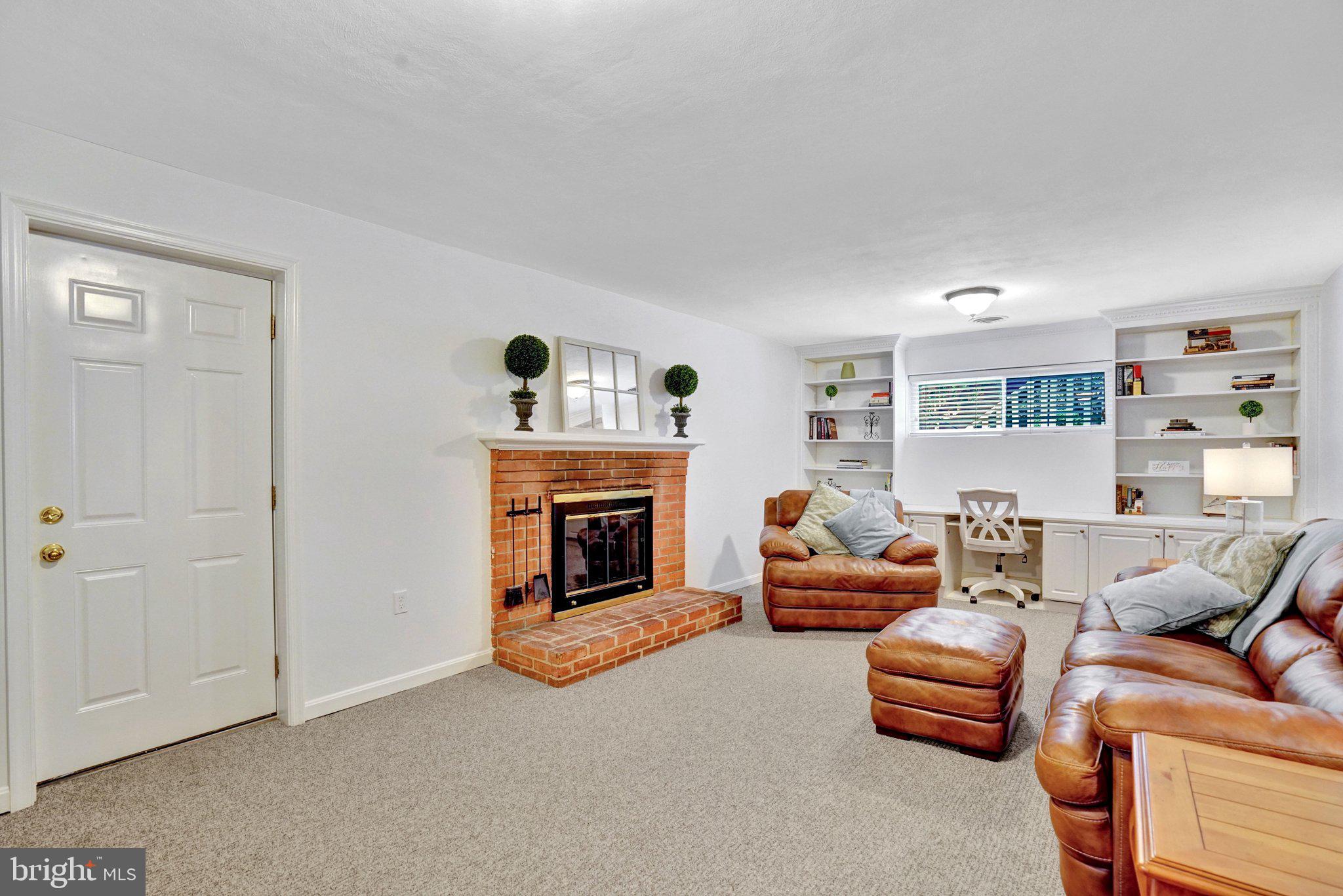 4019 N CHESTERBROOK ROAD