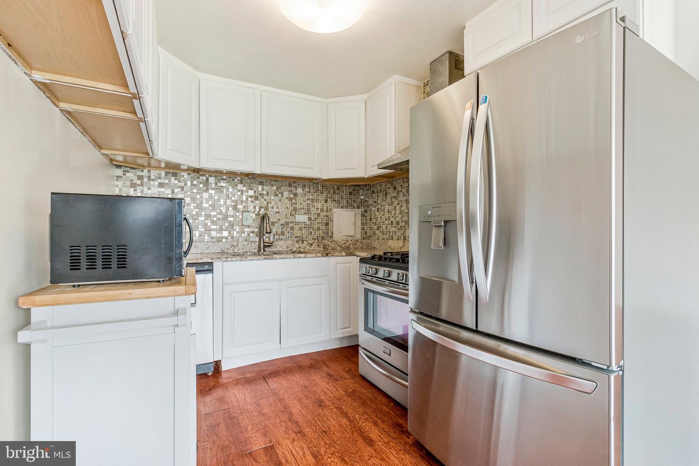 5801 Quantrell Ave #203