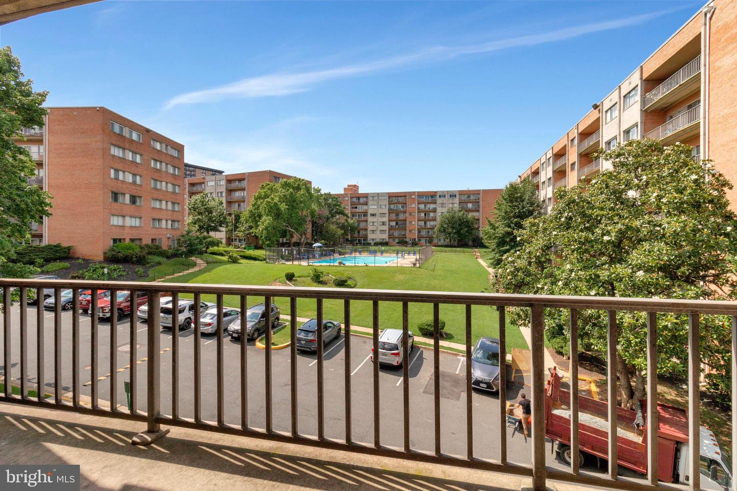 5801 Quantrell Ave #203
