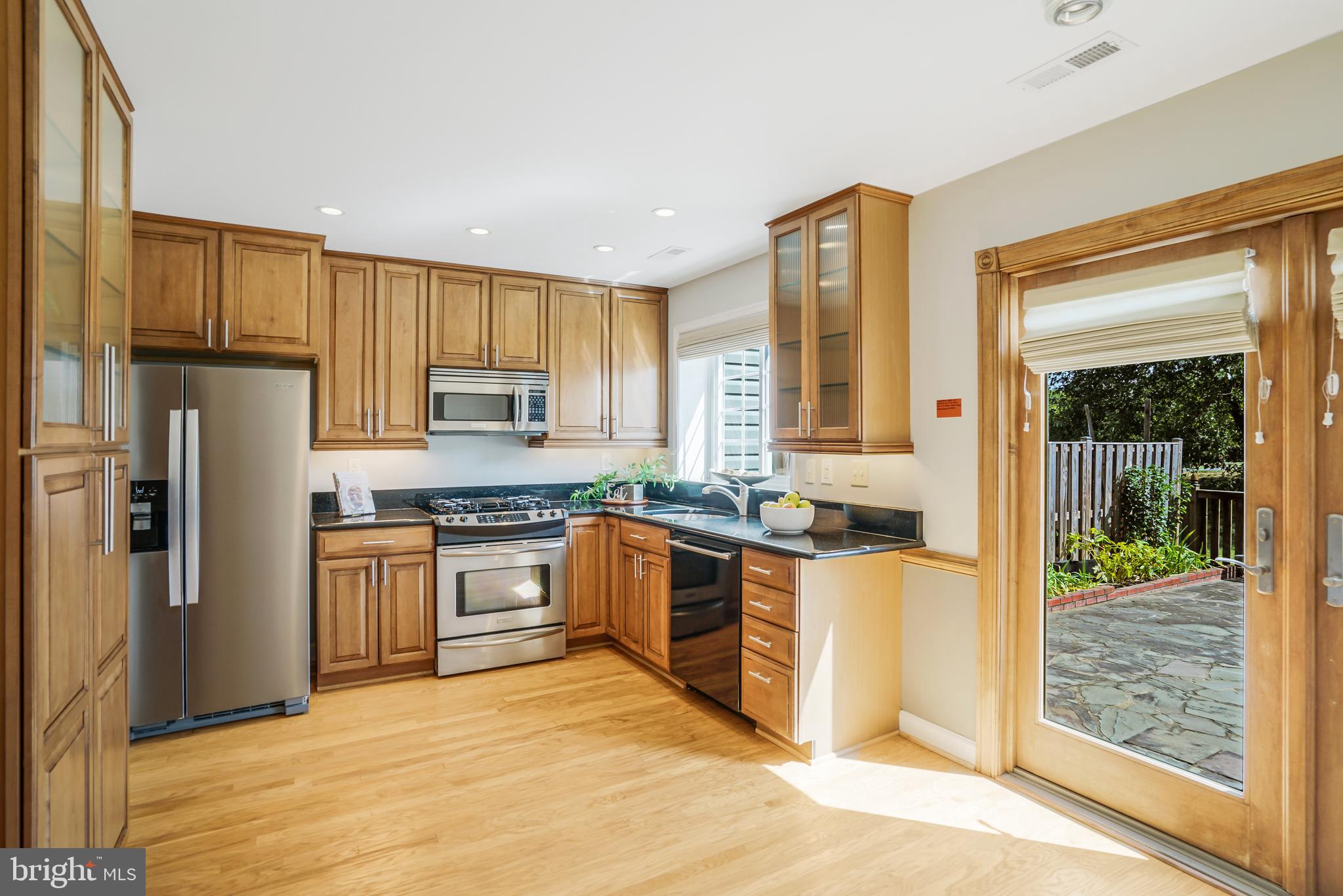 6529 OLD CARRIAGE LANE