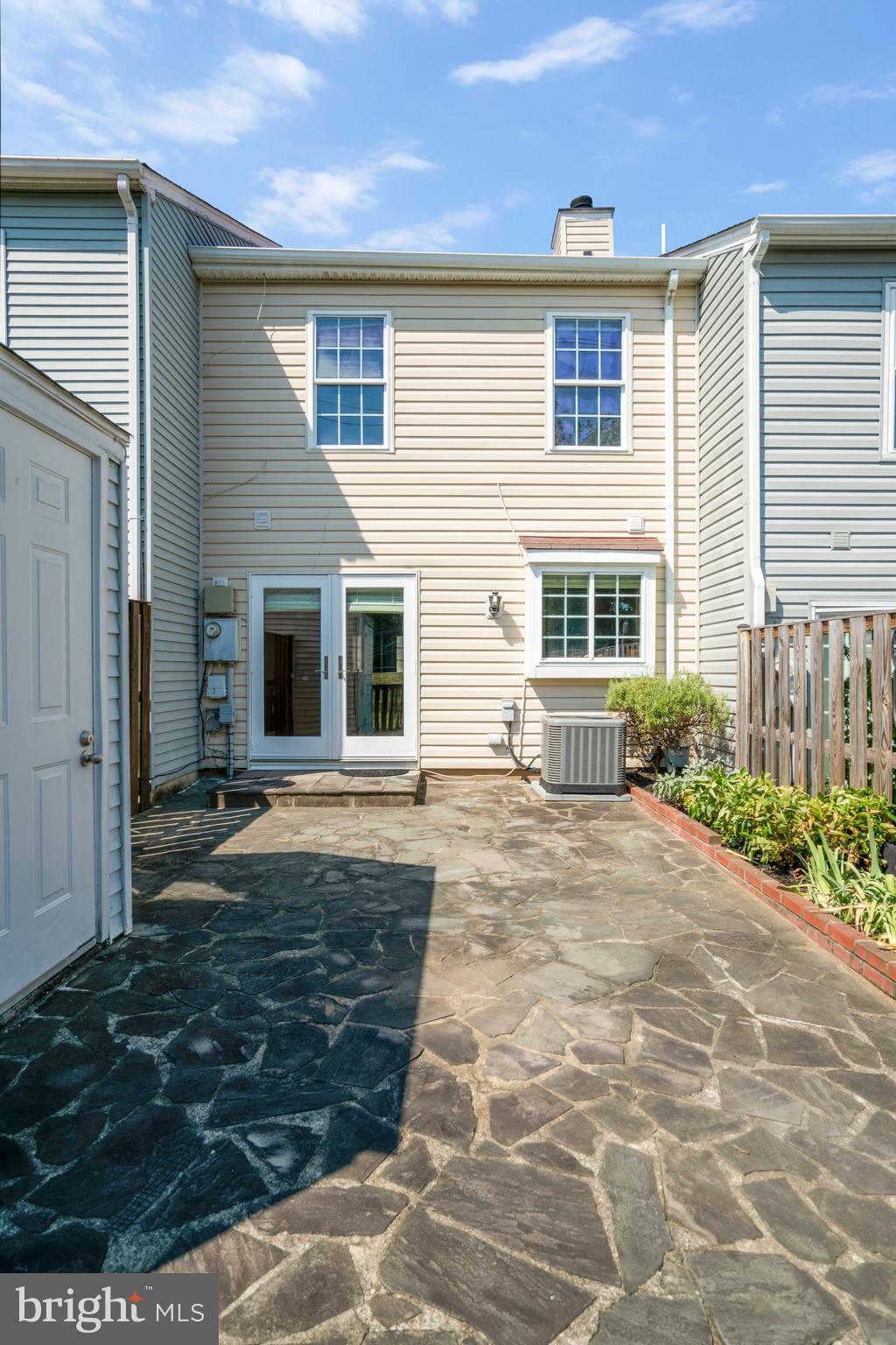 6529 OLD CARRIAGE LANE