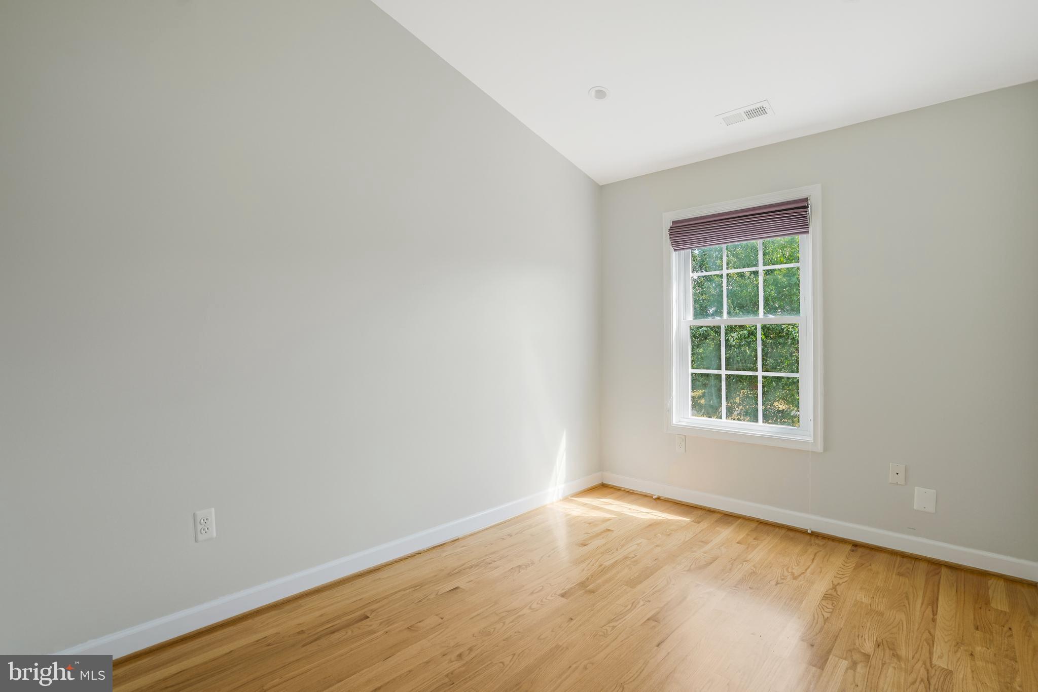 6529 OLD CARRIAGE LANE