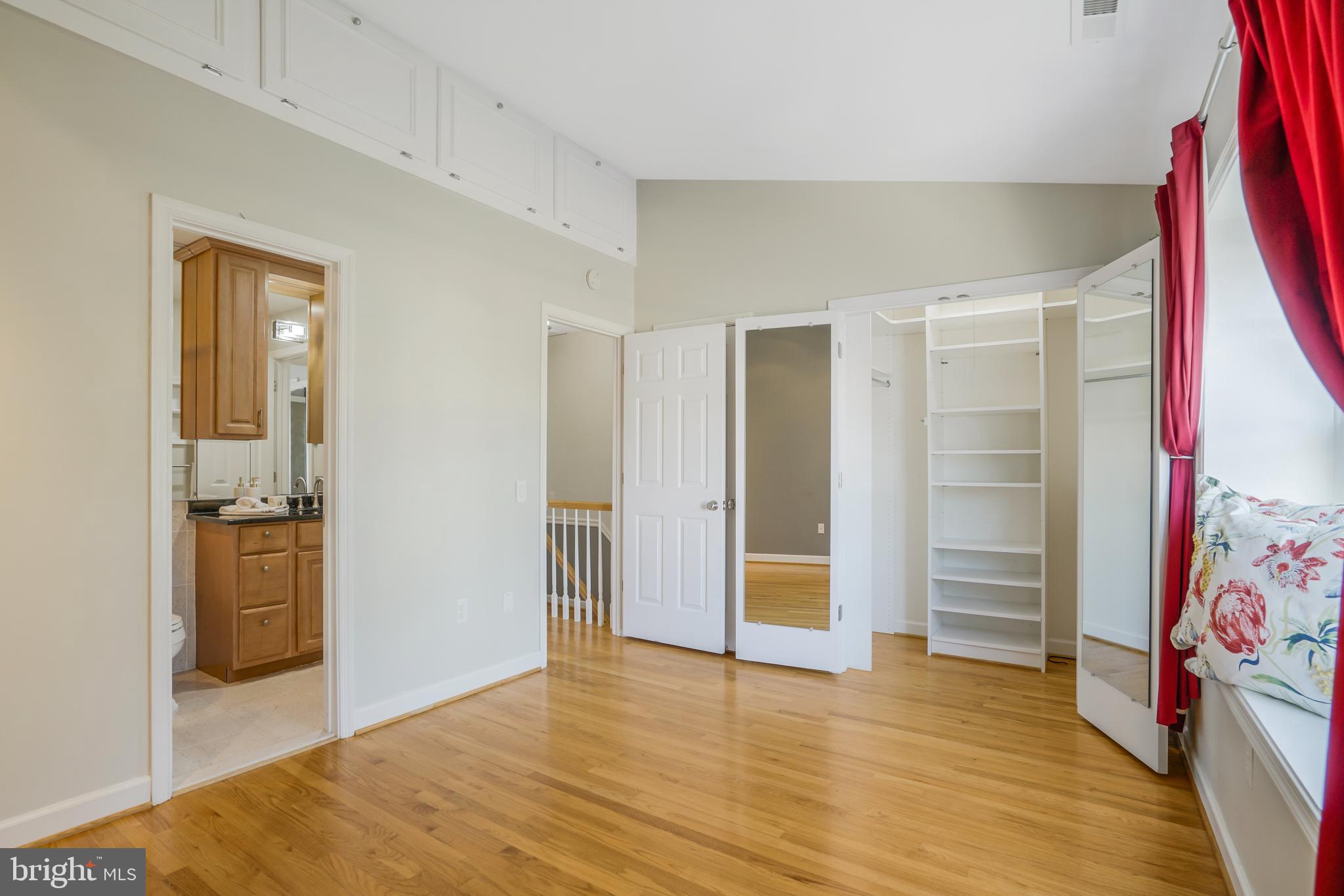 6529 OLD CARRIAGE LANE