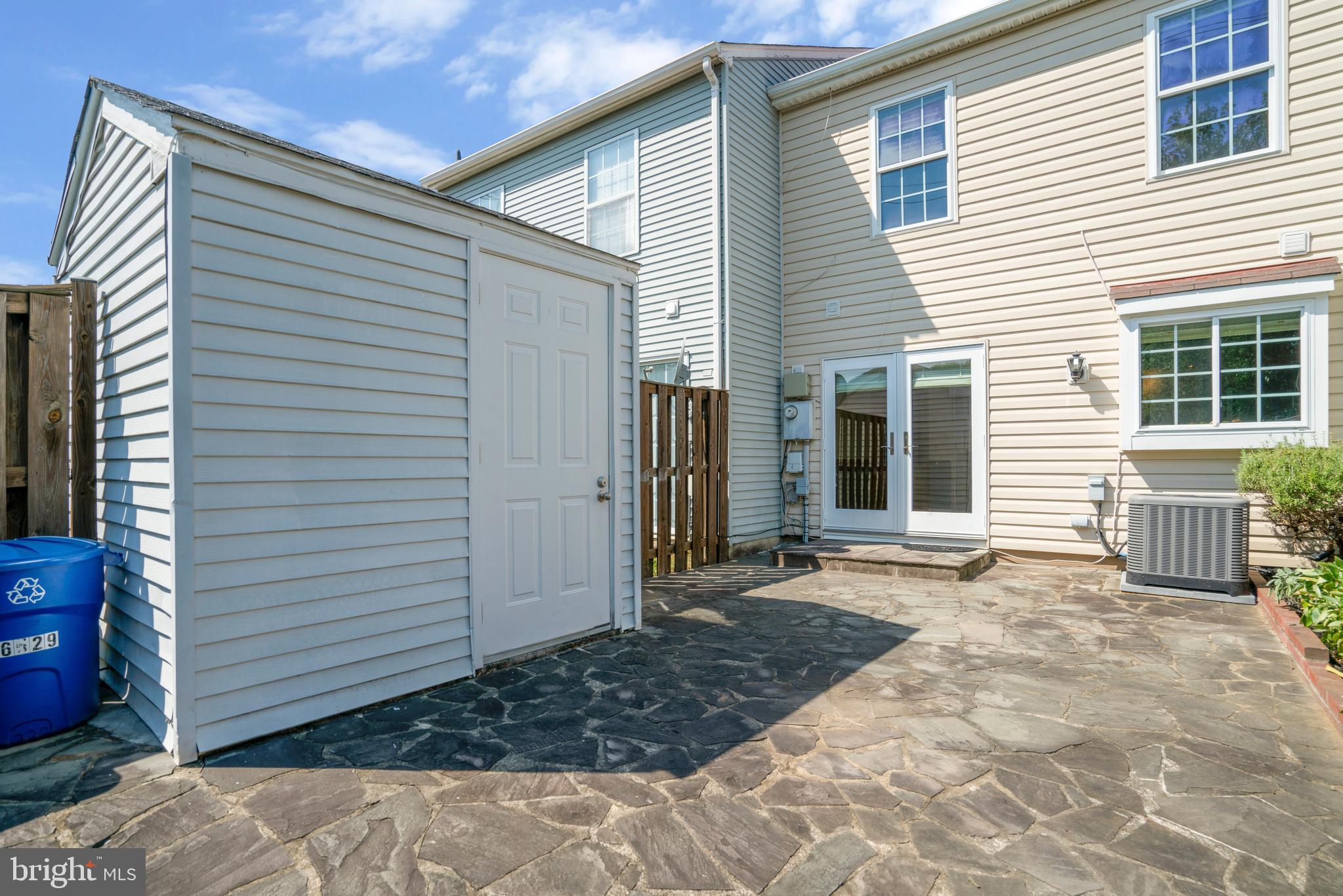 6529 OLD CARRIAGE LANE