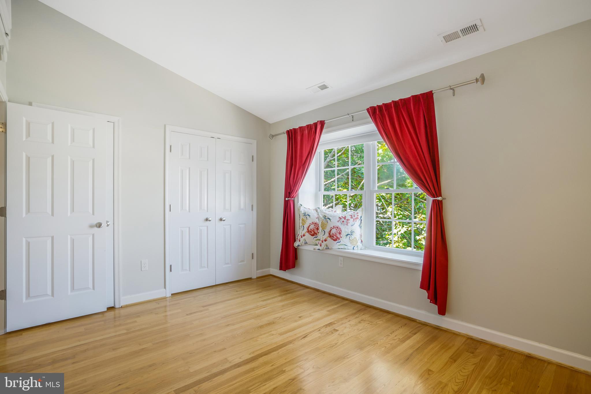 6529 OLD CARRIAGE LANE