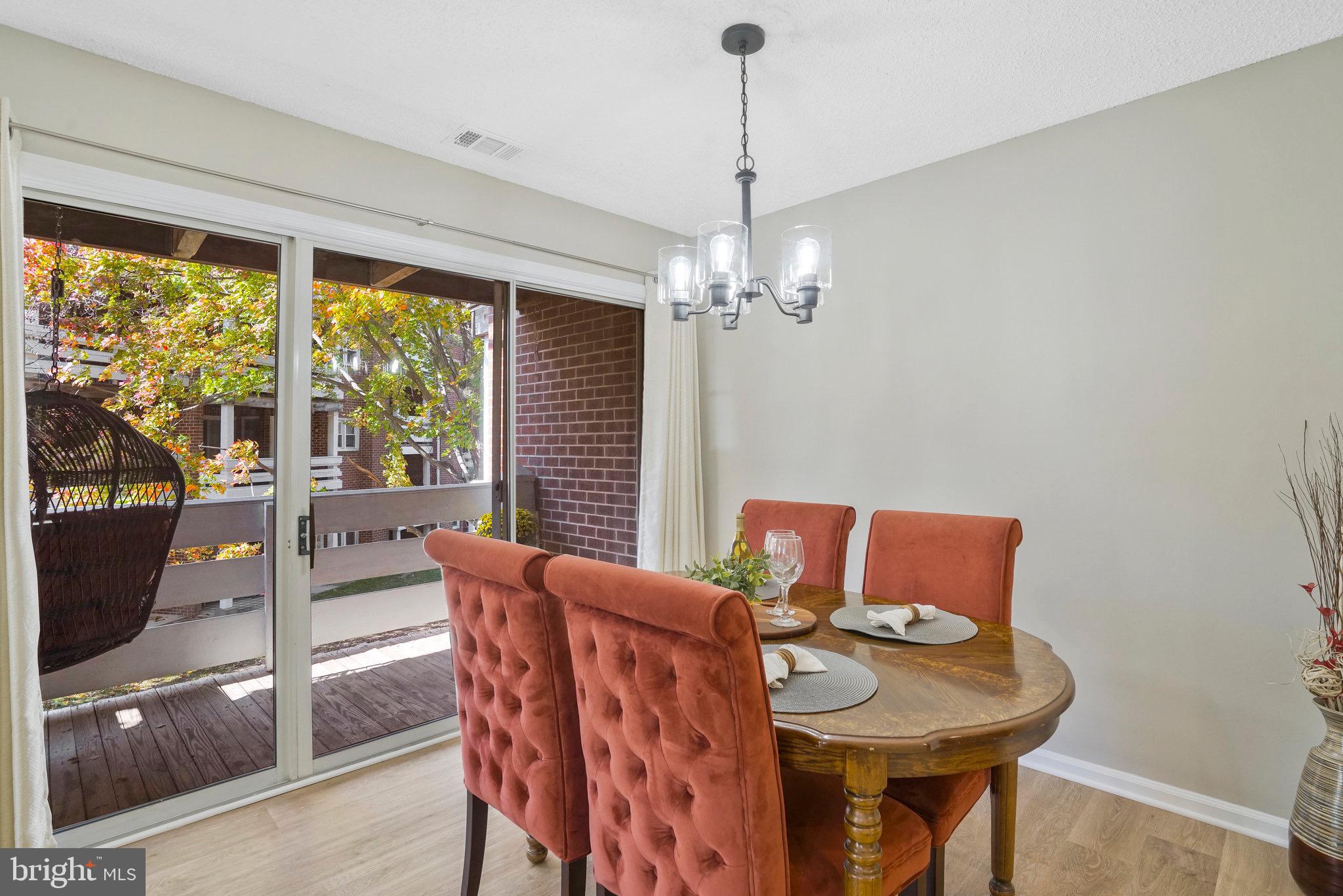 3152 Covewood COURT Unit: 3152F