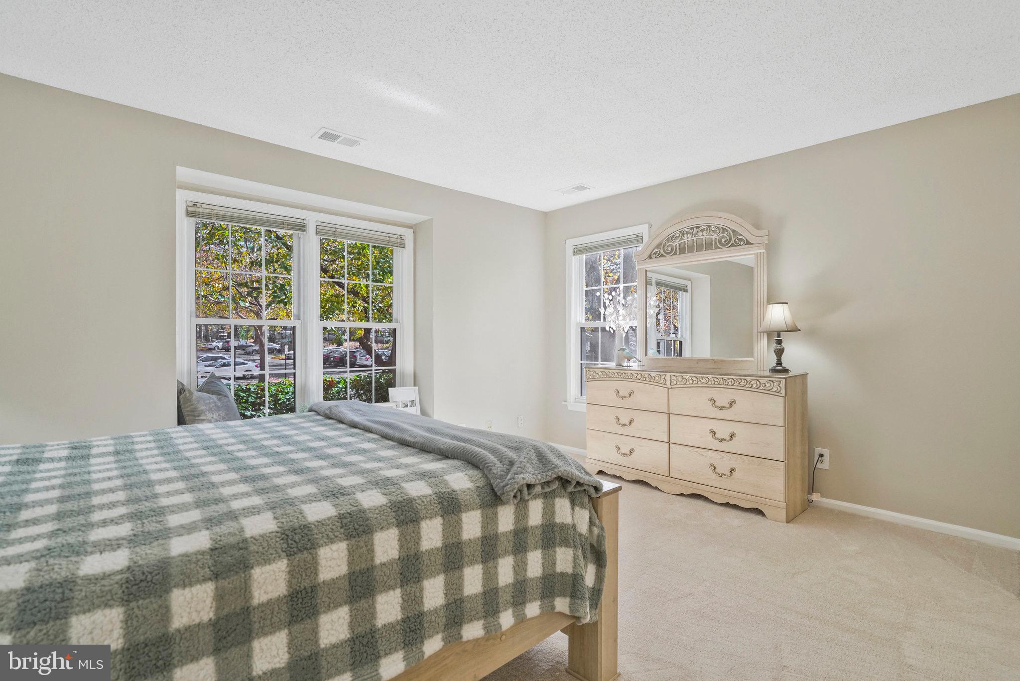 3152 Covewood COURT Unit: 3152F