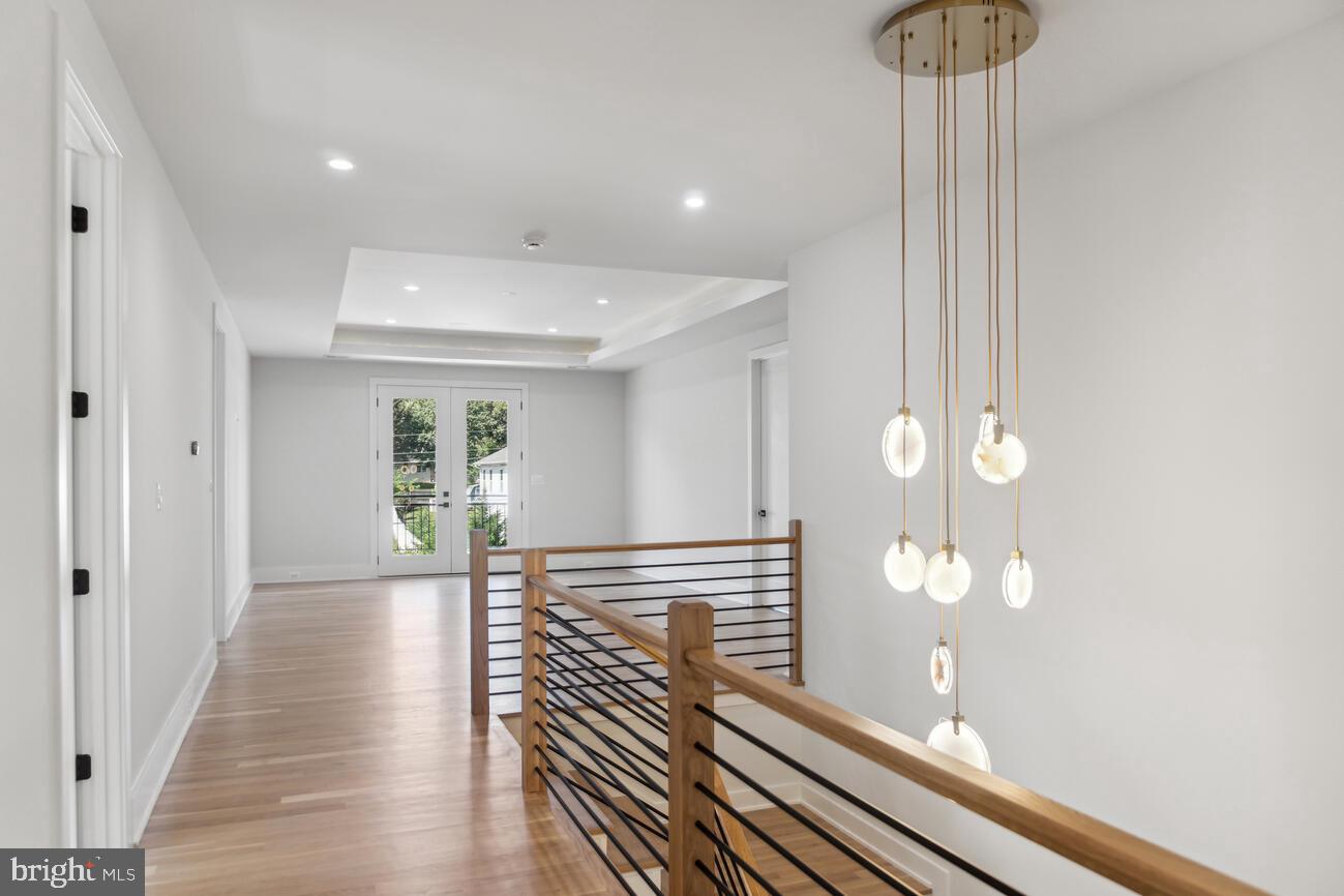 2729 Woodley Place