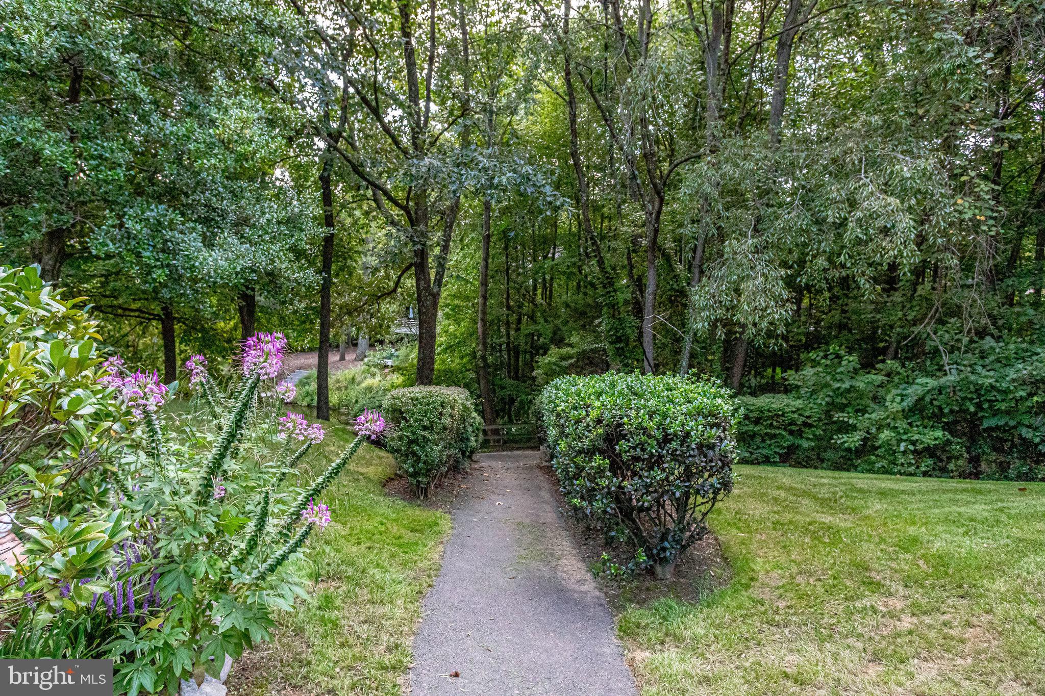 1628 Autumnwood Drive