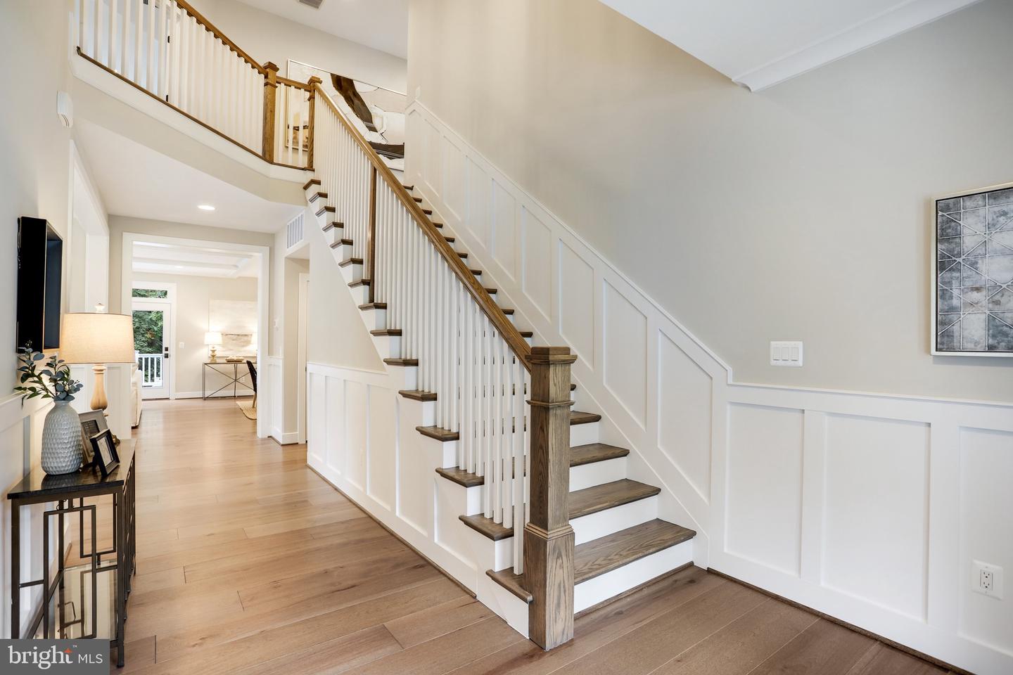 7414 Howard Ct