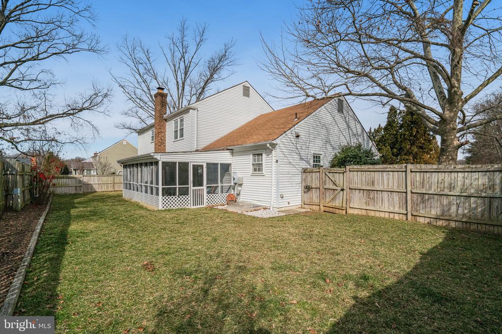 6848 Boot Ct