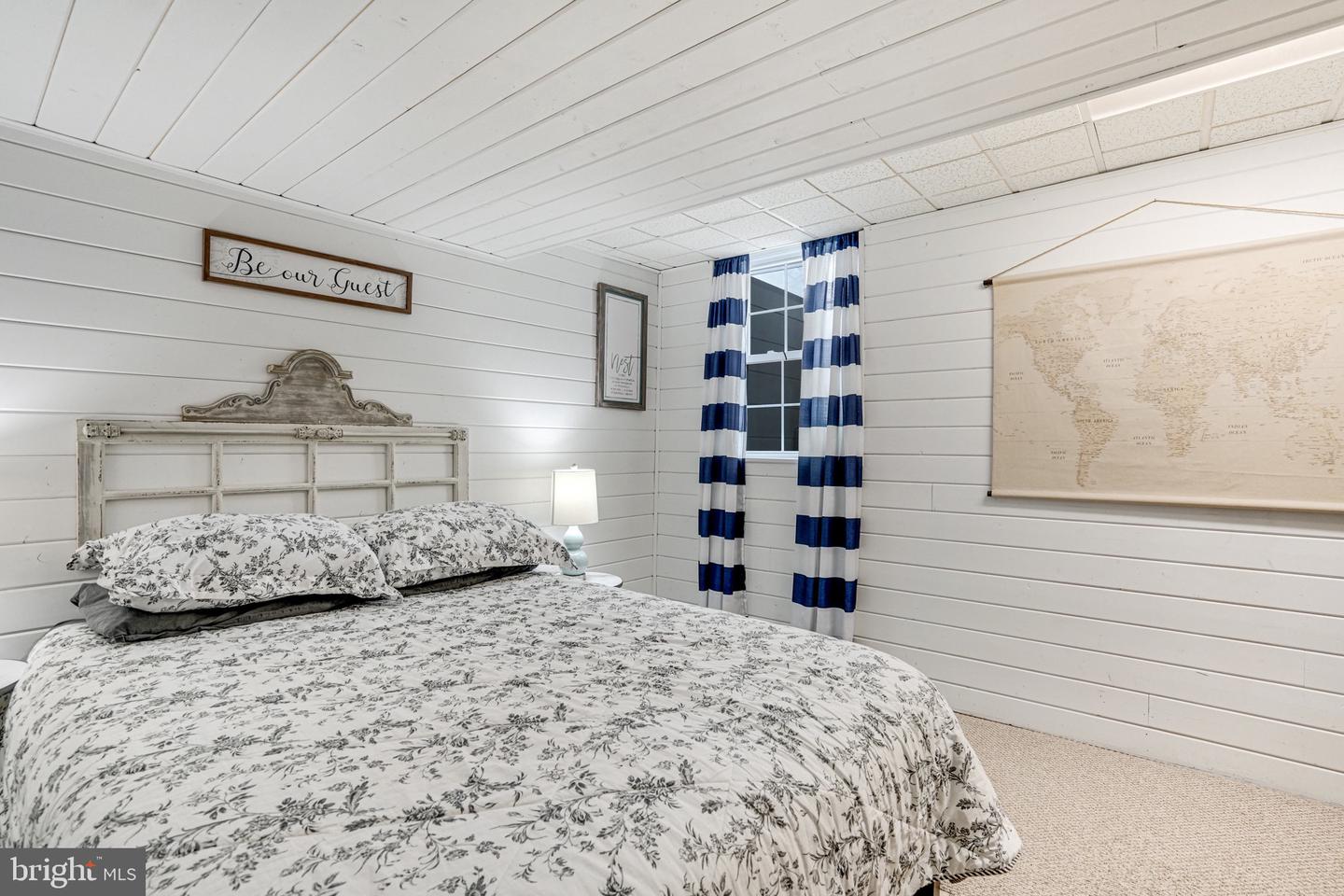 6848 Boot Ct
