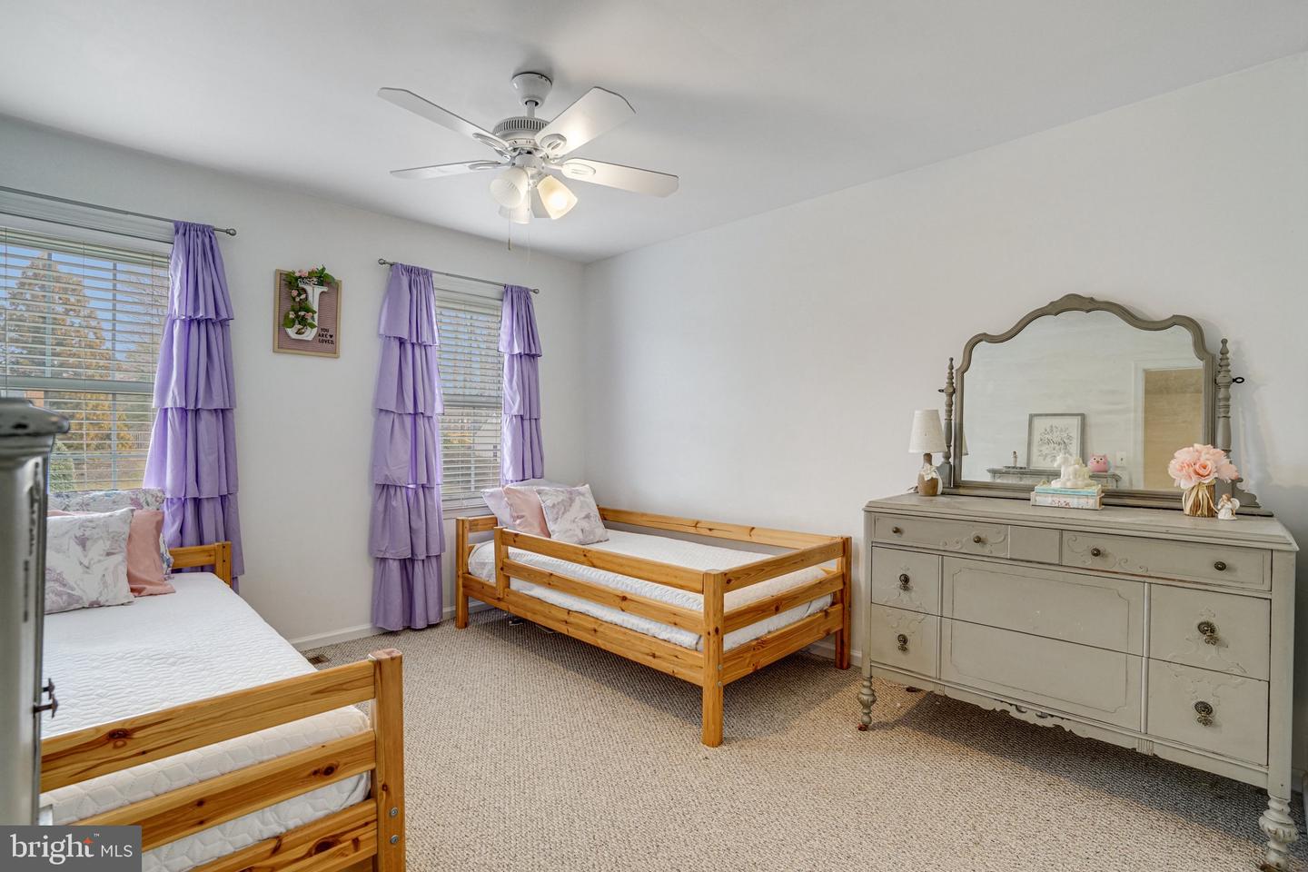 6848 Boot Ct
