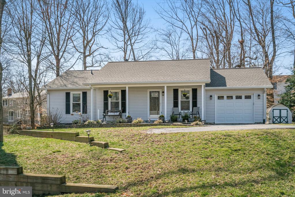 7266 Linden Tree Ln