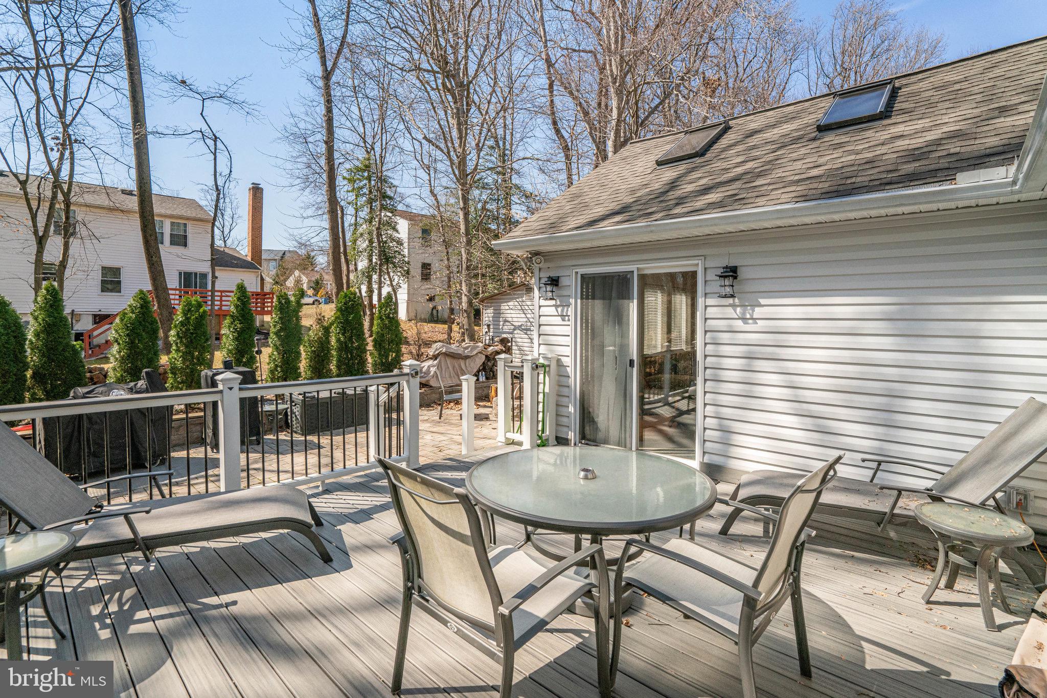 7266 Linden Tree Ln