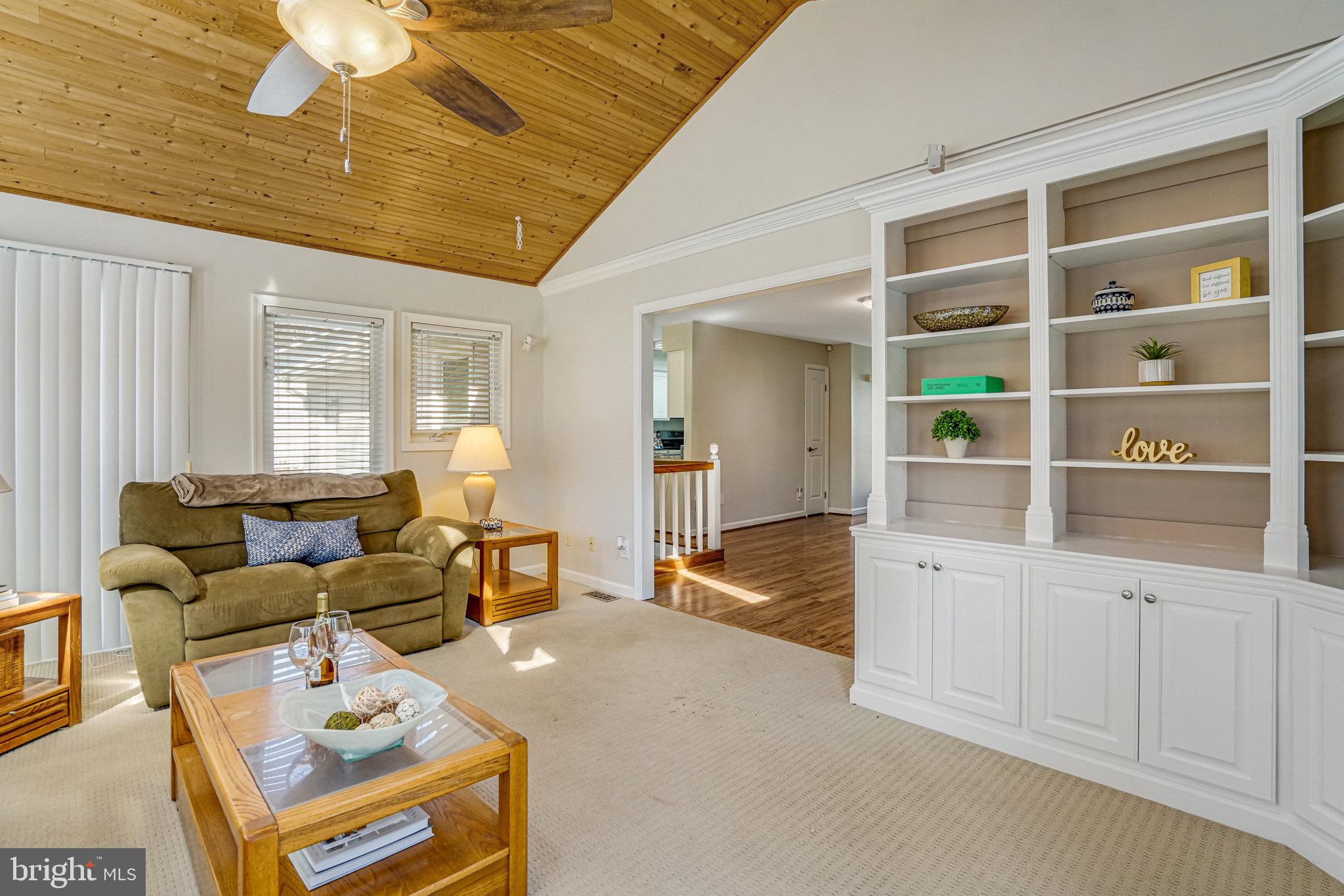 7266 Linden Tree Ln
