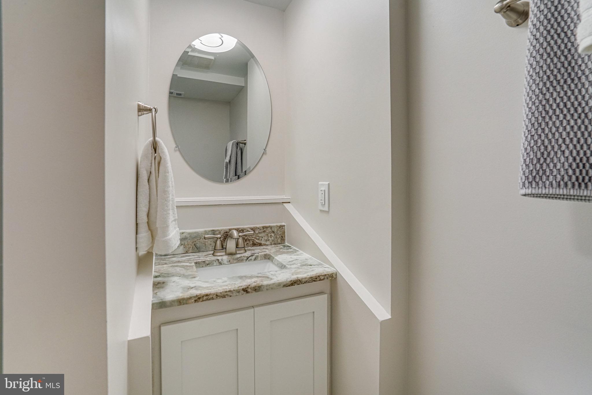 7266 Linden Tree Ln