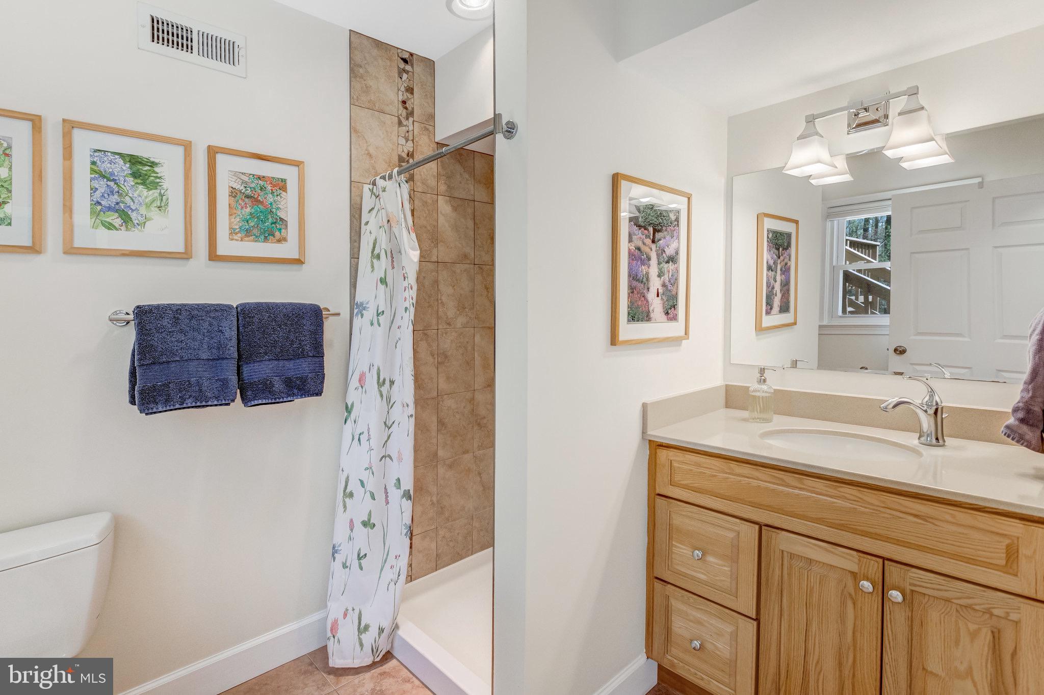 10242 van Thompson Rd