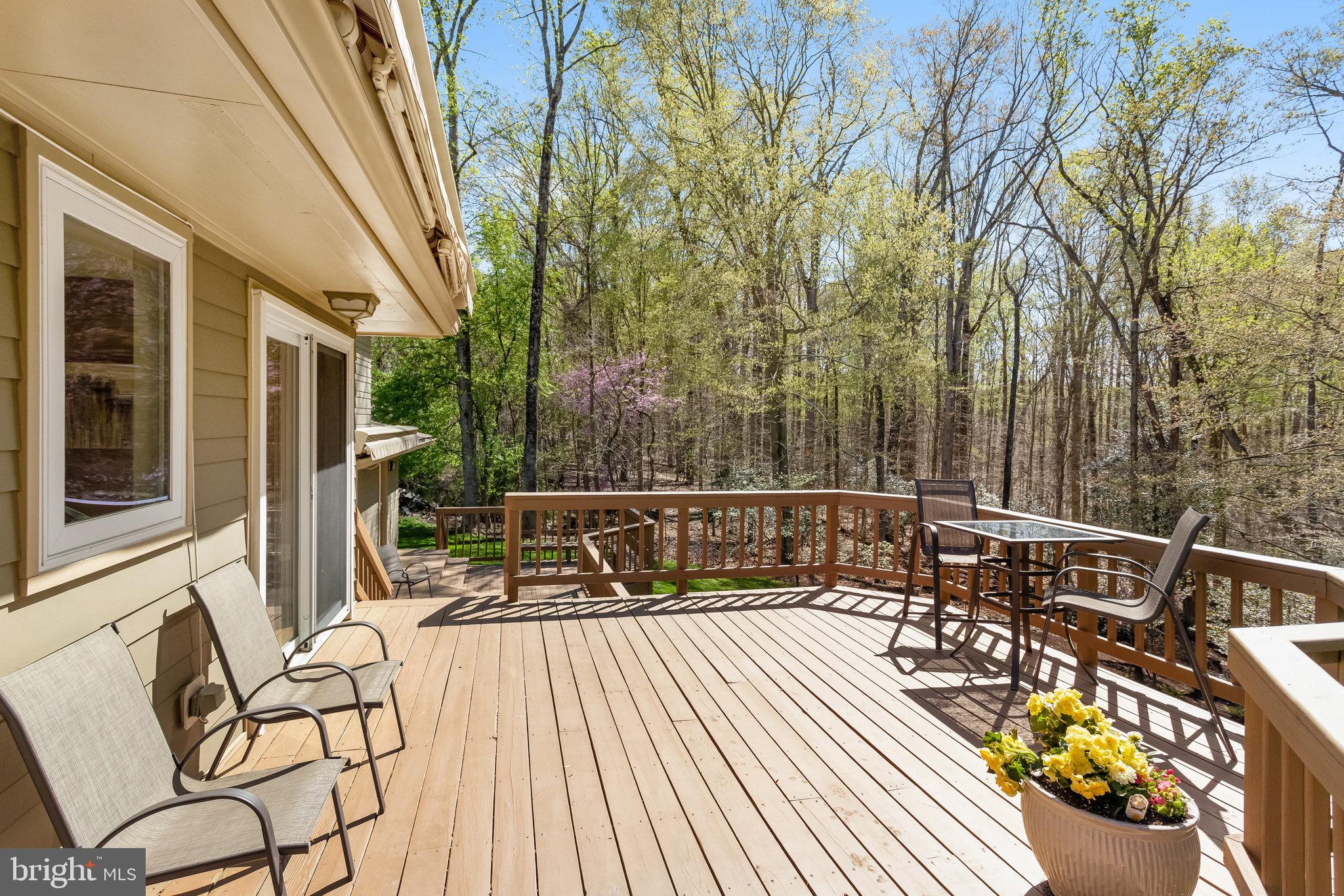 10242 van Thompson Rd