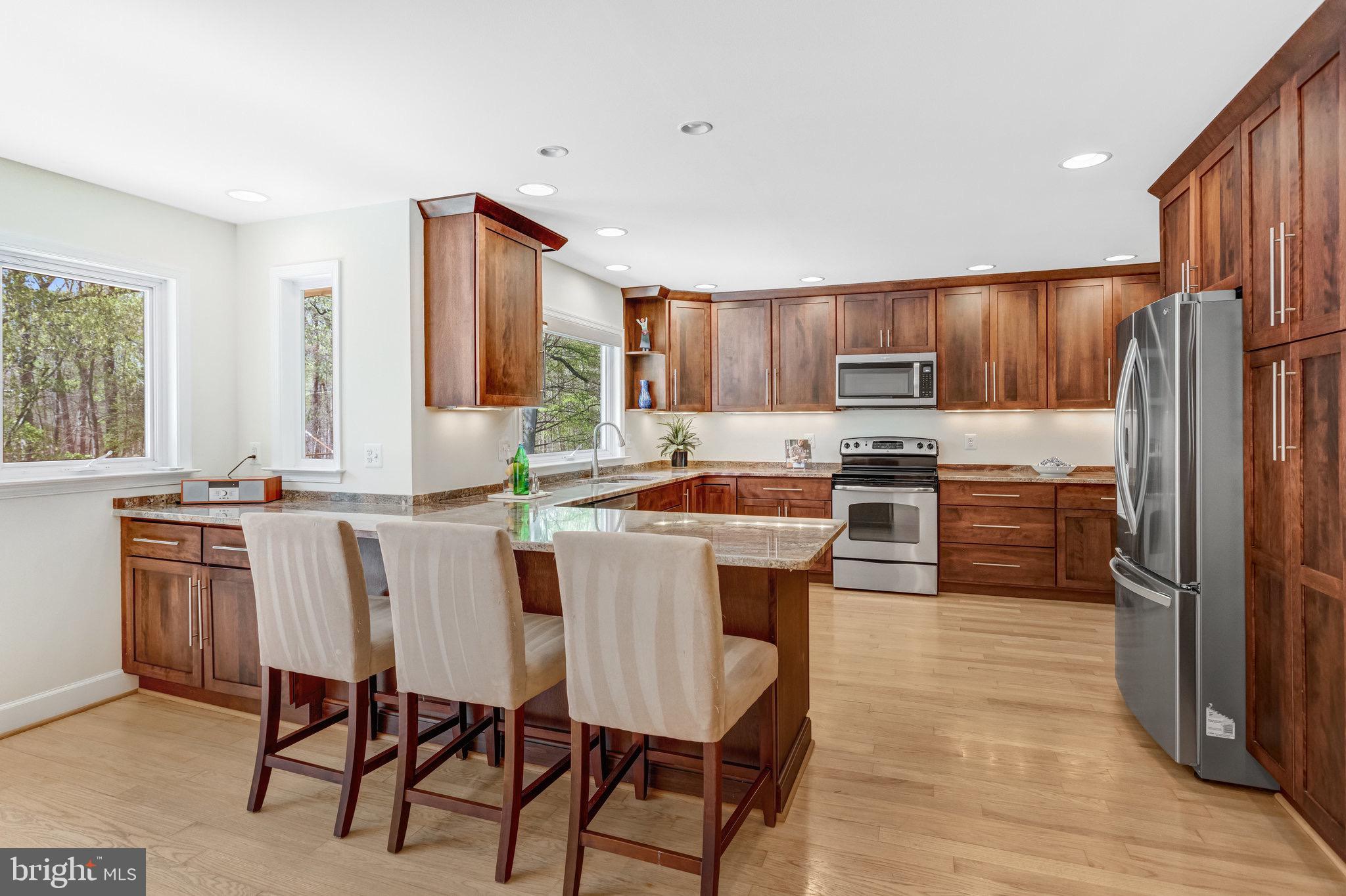 10242 van Thompson Rd