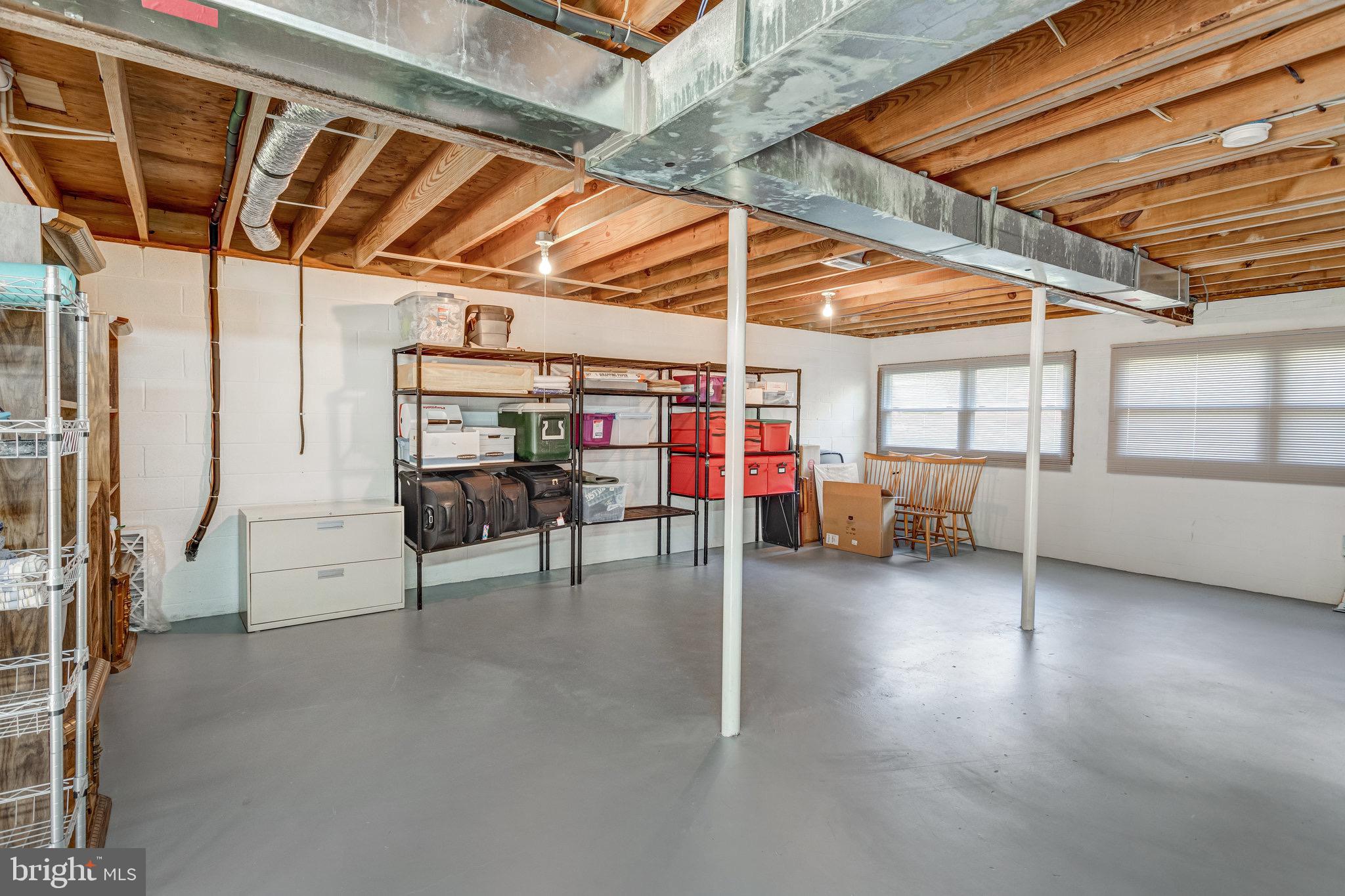 10242 van Thompson Rd